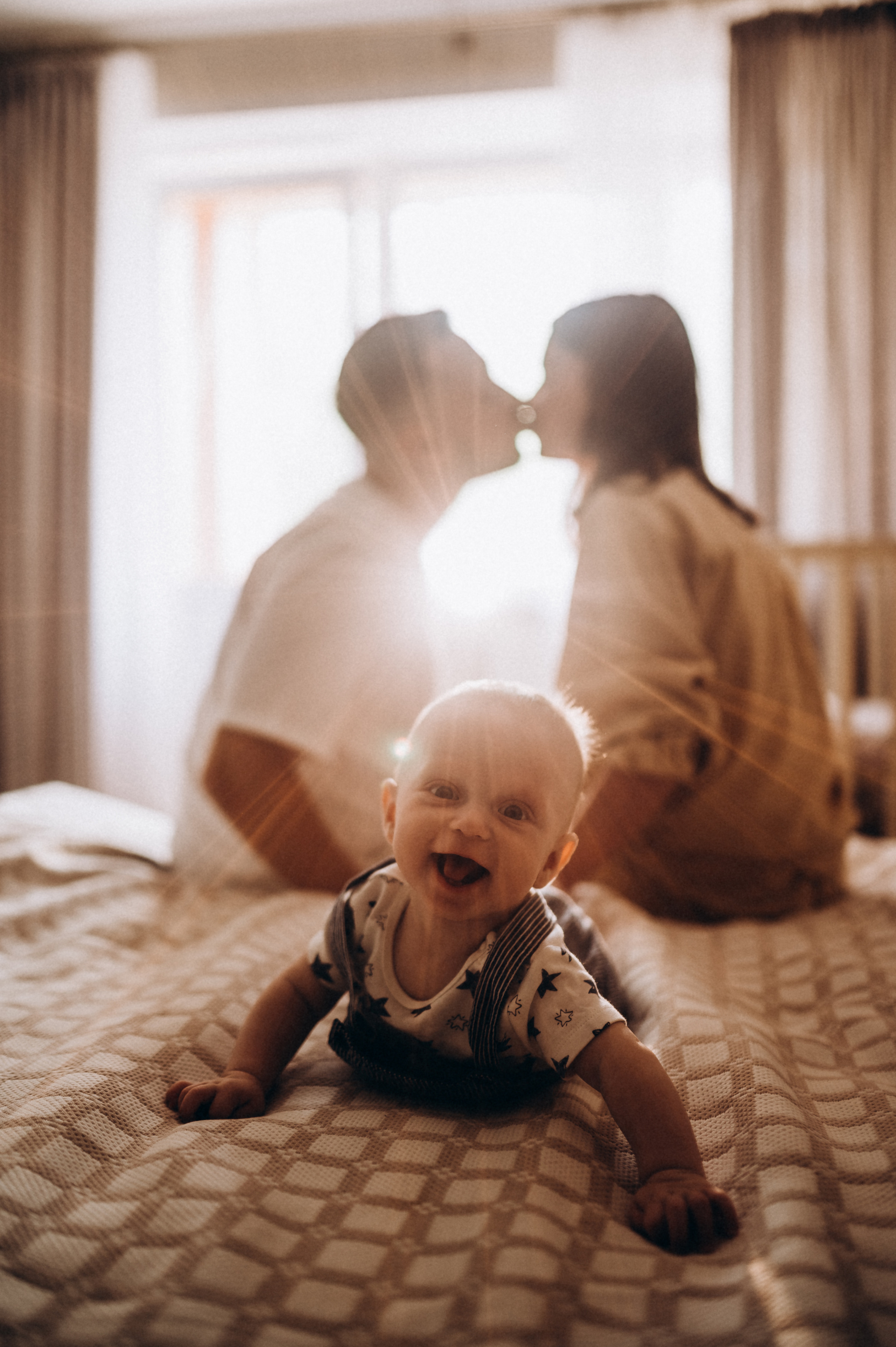 Катюша с семьей, домашняя фотосессия. Фотограф ПИТЕР СПБ Надежда Баранова