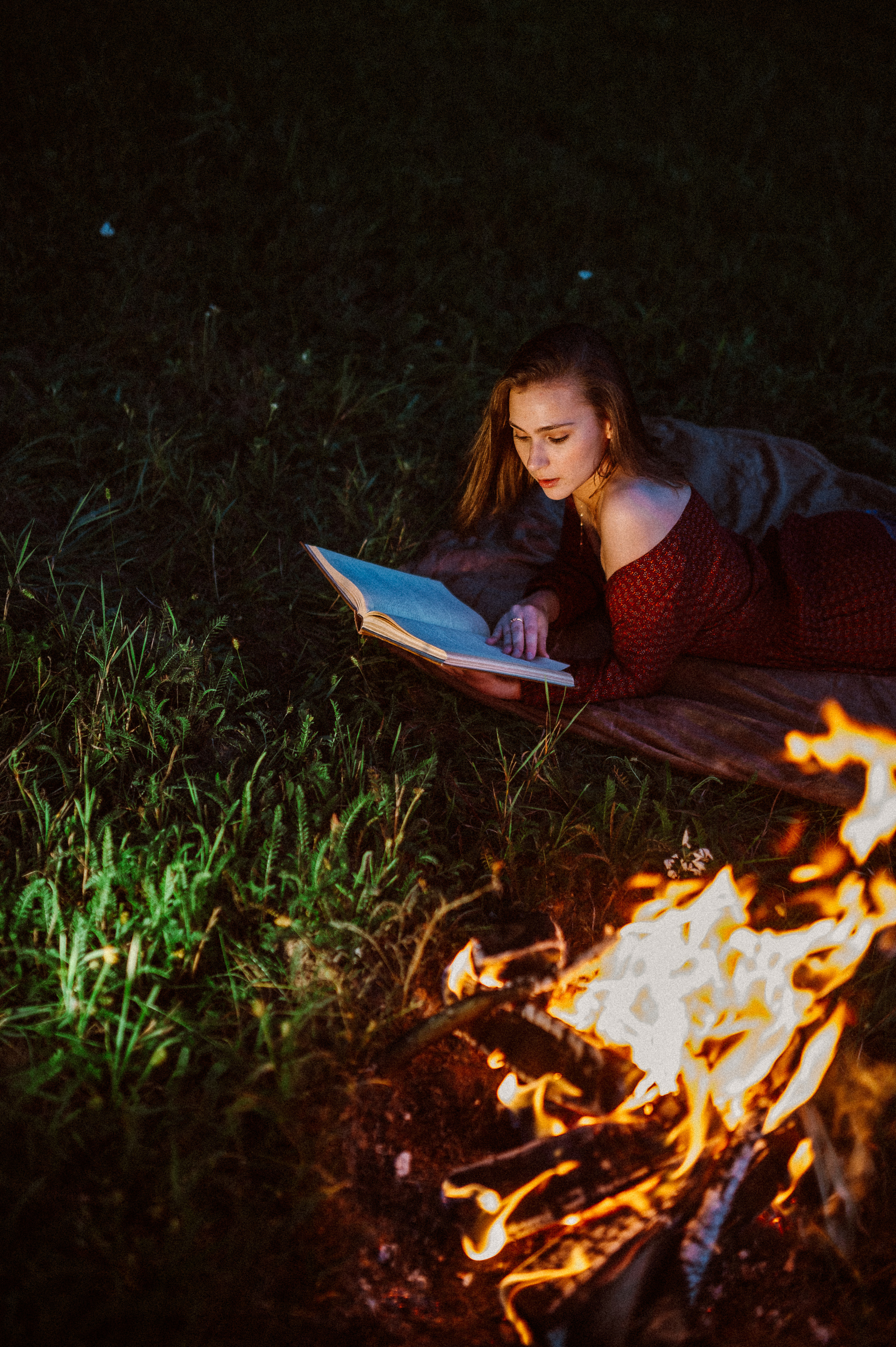 Фотосессия с огнем, Лина. Фотограф ПИТЕР СПБ Надежда Баранова