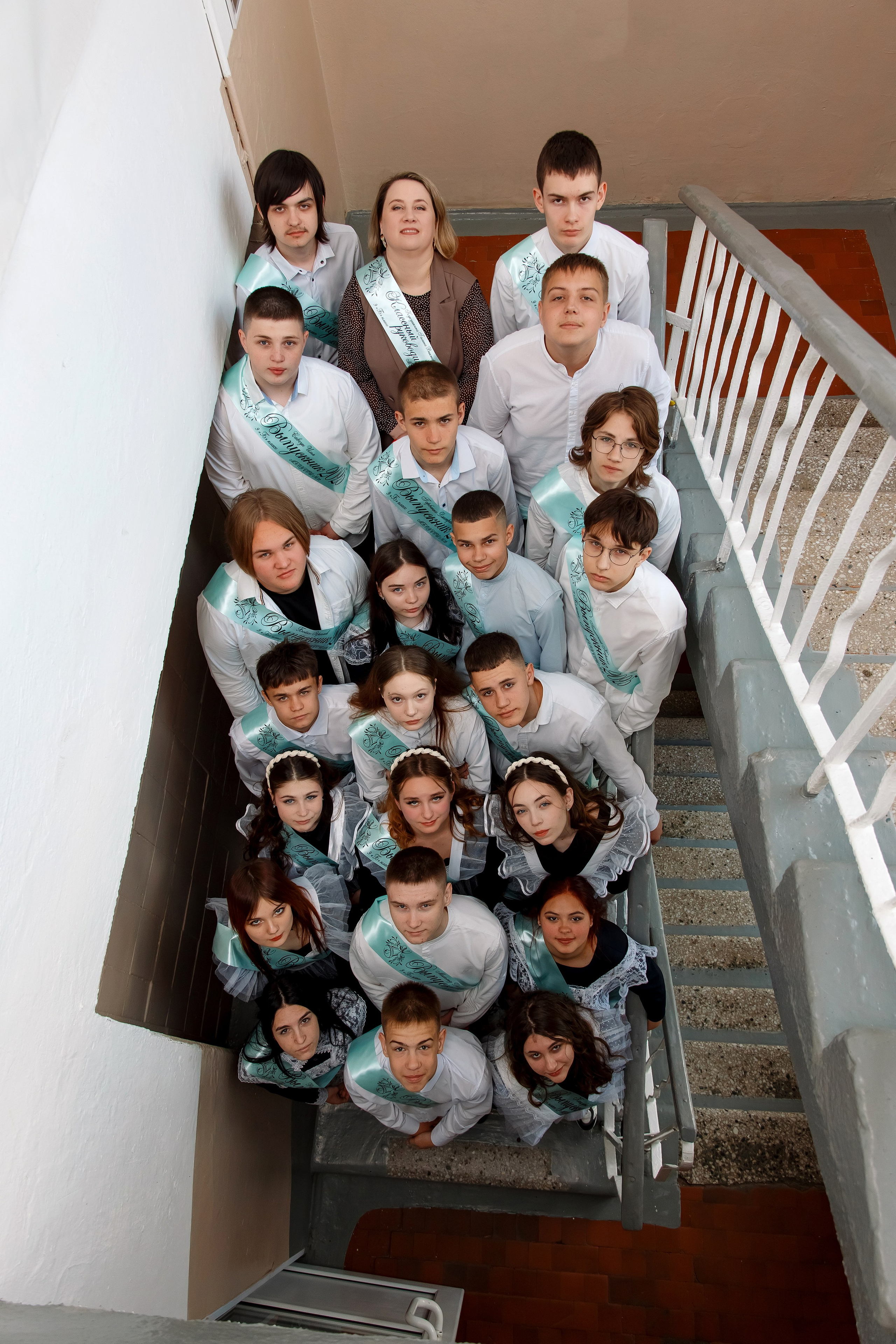 9 класс съемка в школе. Фотограф Любовь Корниенко, Примоский край
