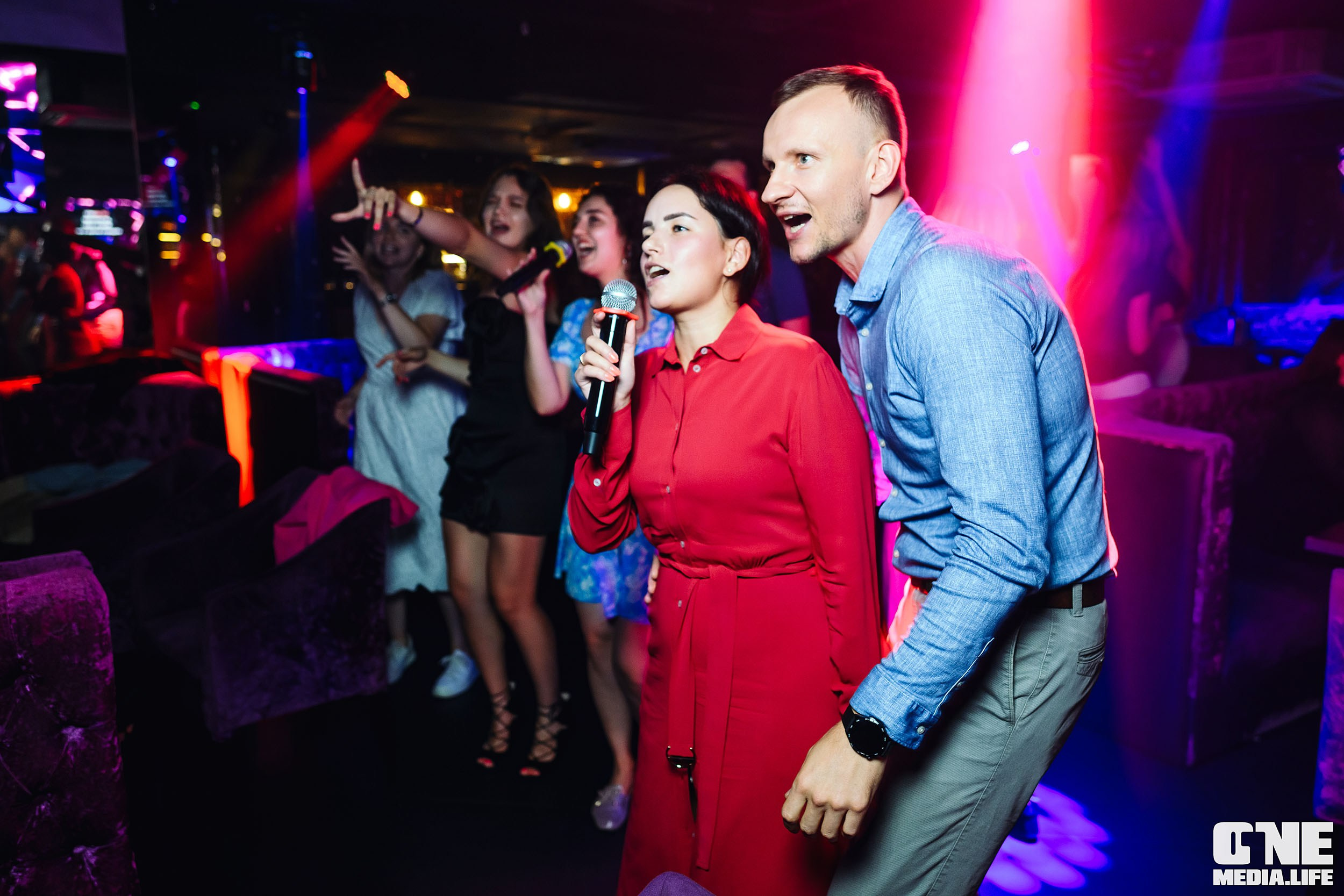 Фоторепортаж из караоке-клуба Эйфория. One Media Life: фоторепортажи, фотоотчеты с мероприятий и заведений