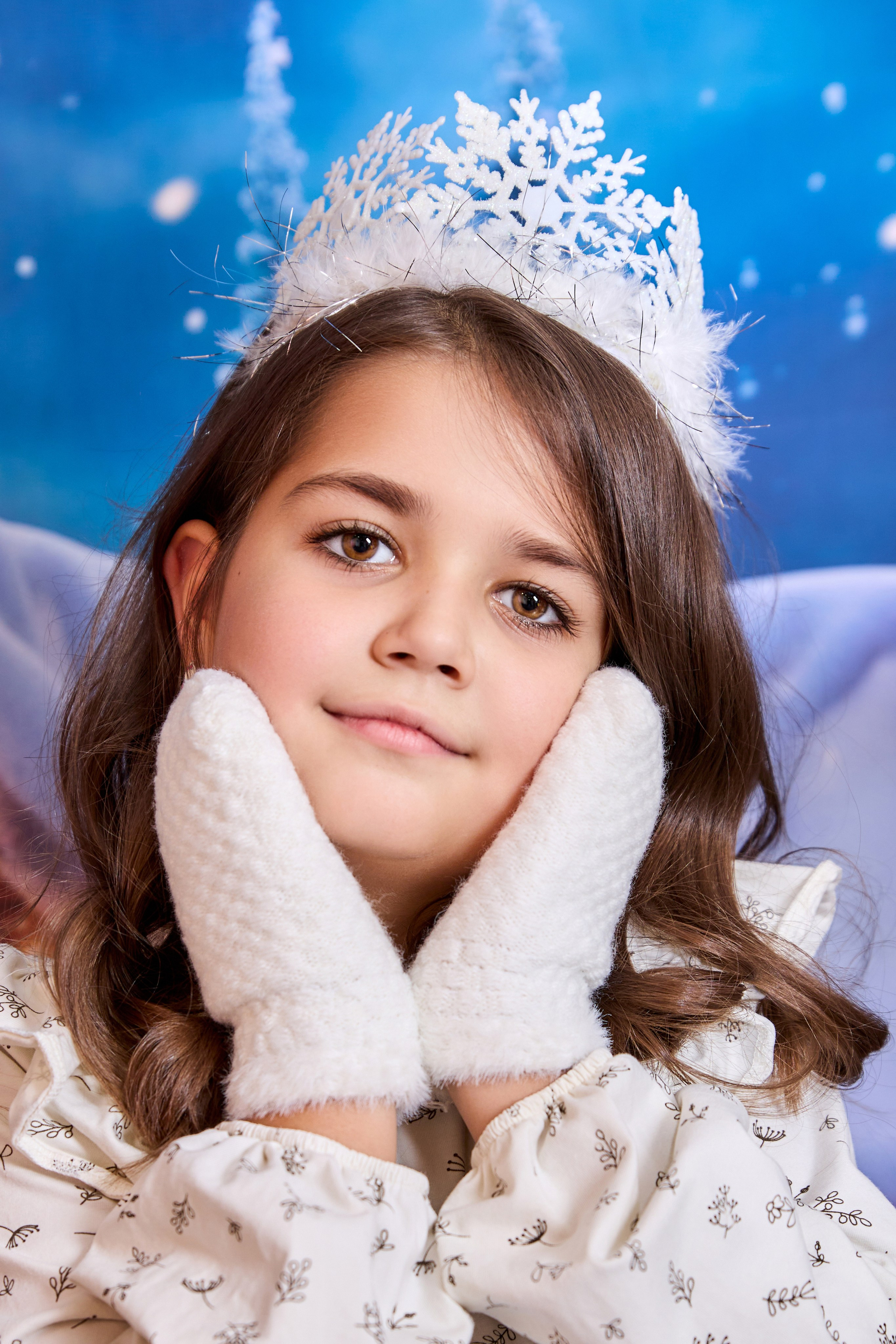 «Новый год». Выпускные альбомы в Донецке и ДНР. Фотограф Донецк и ДНР