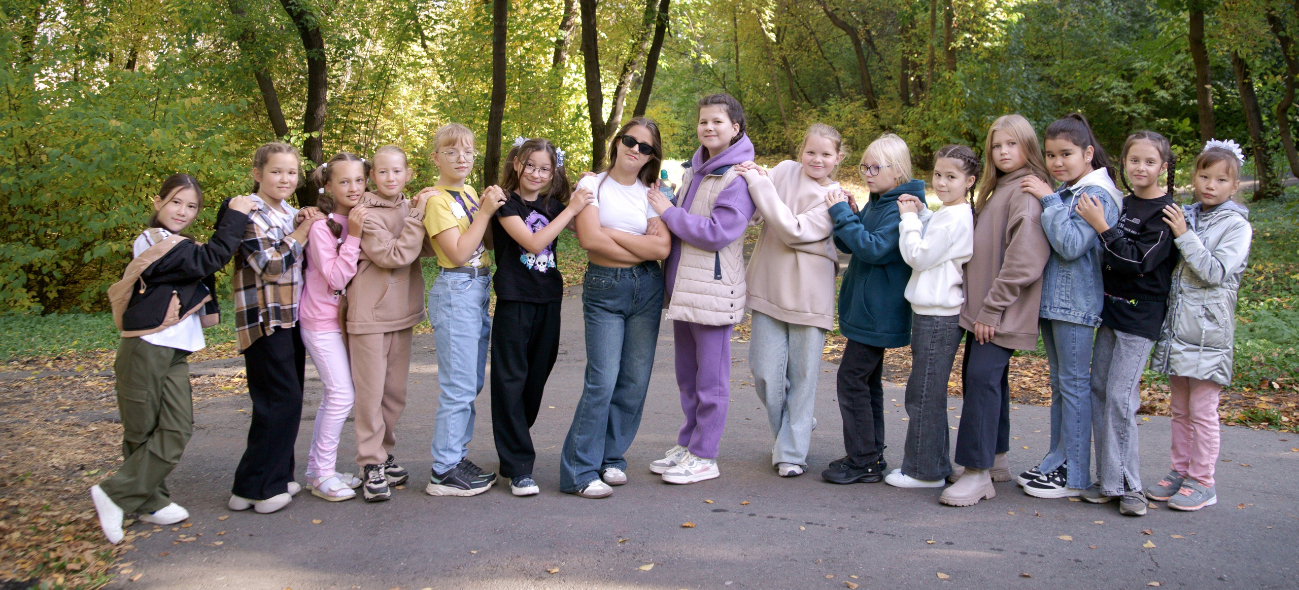 Выпускник начальной школы - осенняя сьемка - все девочки