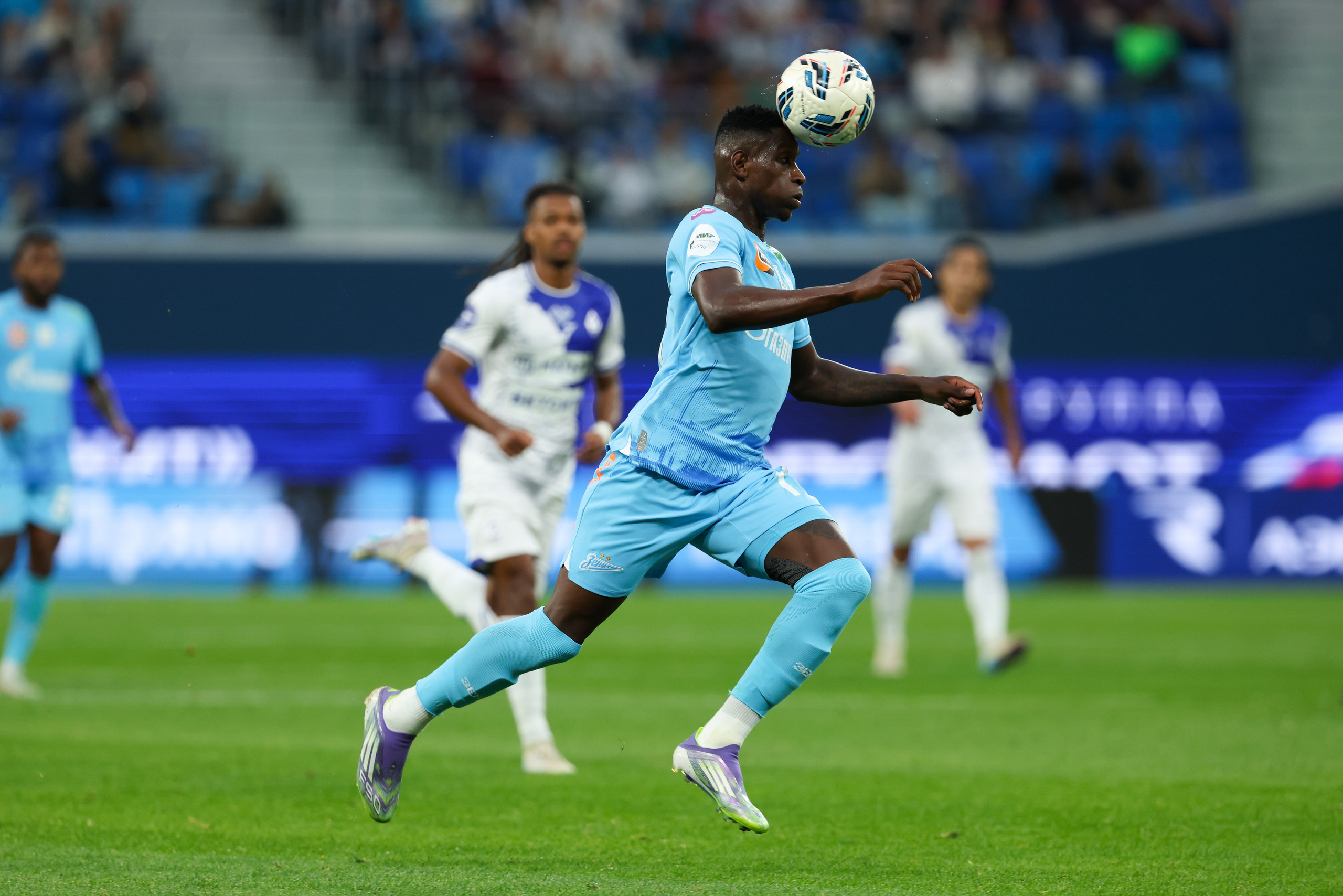 ФК «Зенит» — ФК «Динамо» Махачкала 23.08.2025. Спортивный и репортажный фотограф Антон Тереханов