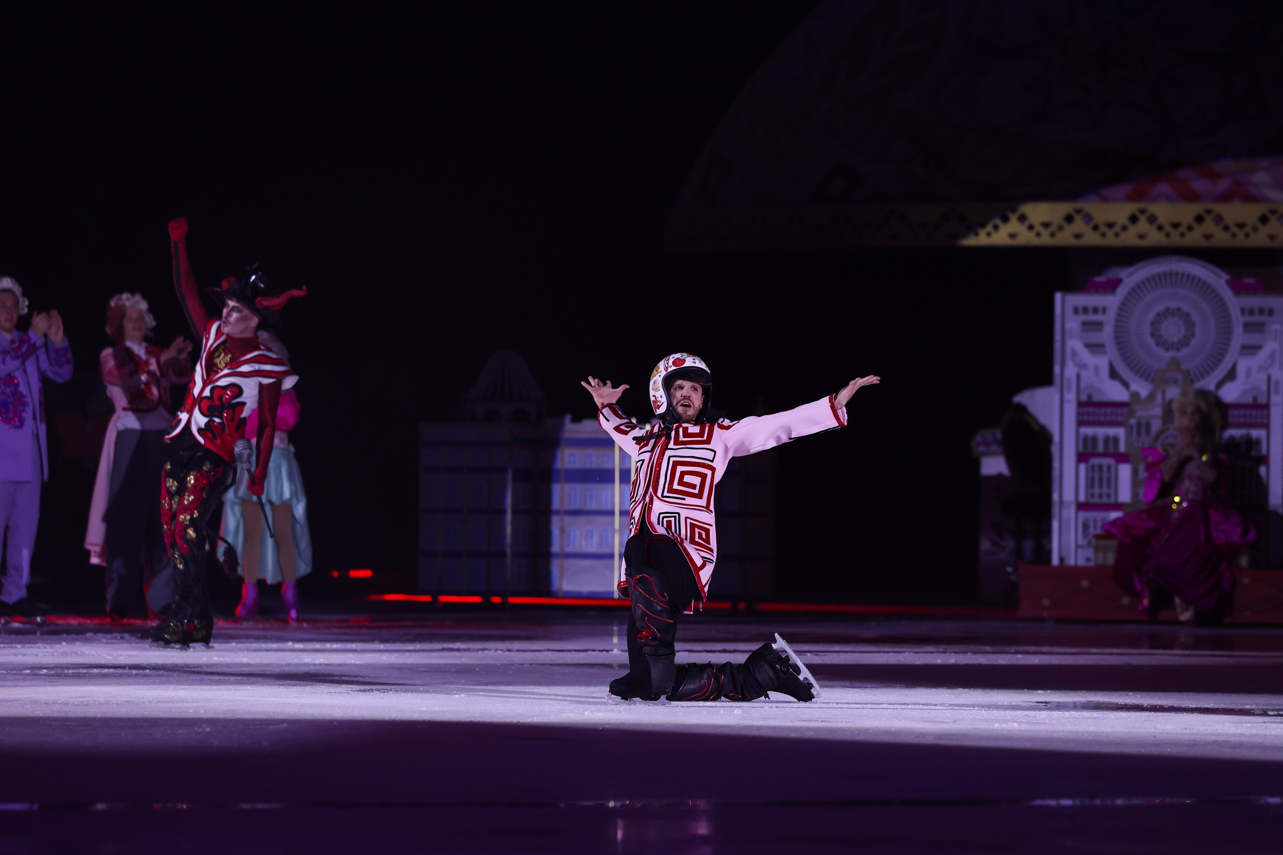 «Вечера на хуторе» ледовое шоу 25.12.2025. Спортивный и репортажный фотограф Антон Тереханов