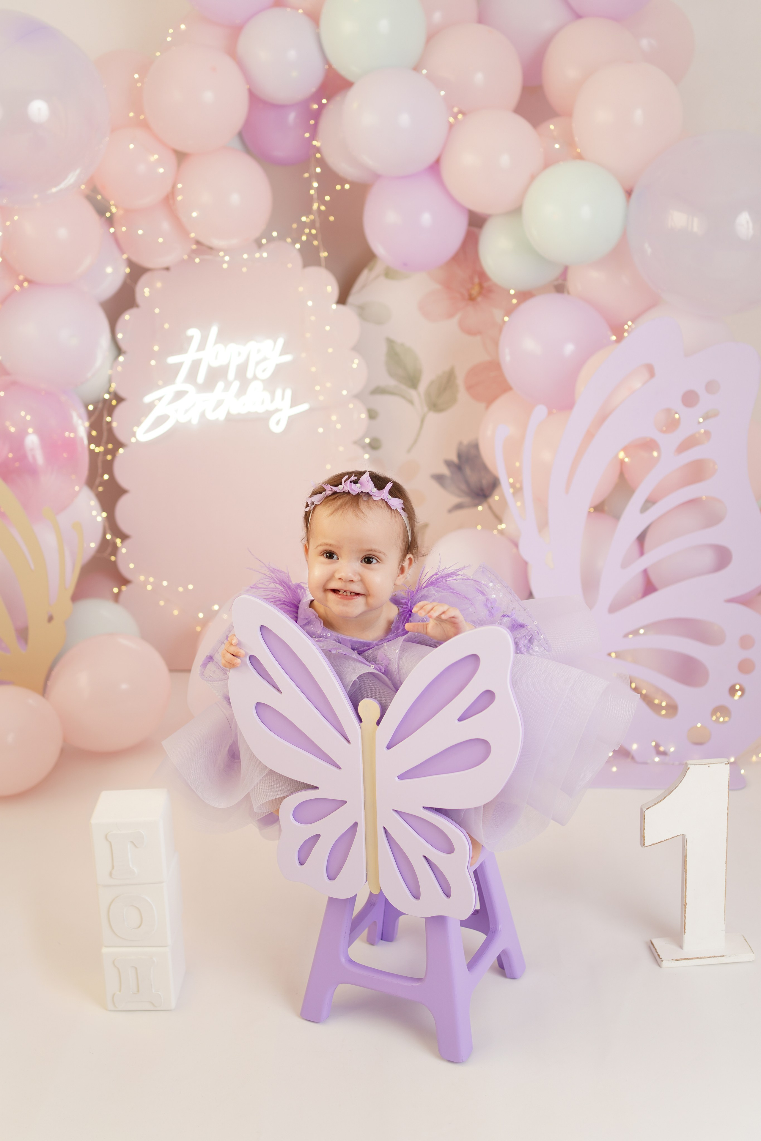 Детская фотосессия Первый год для девочек. Детский фотограф и фотограф новорожденных в Калининград Оксана Иваний