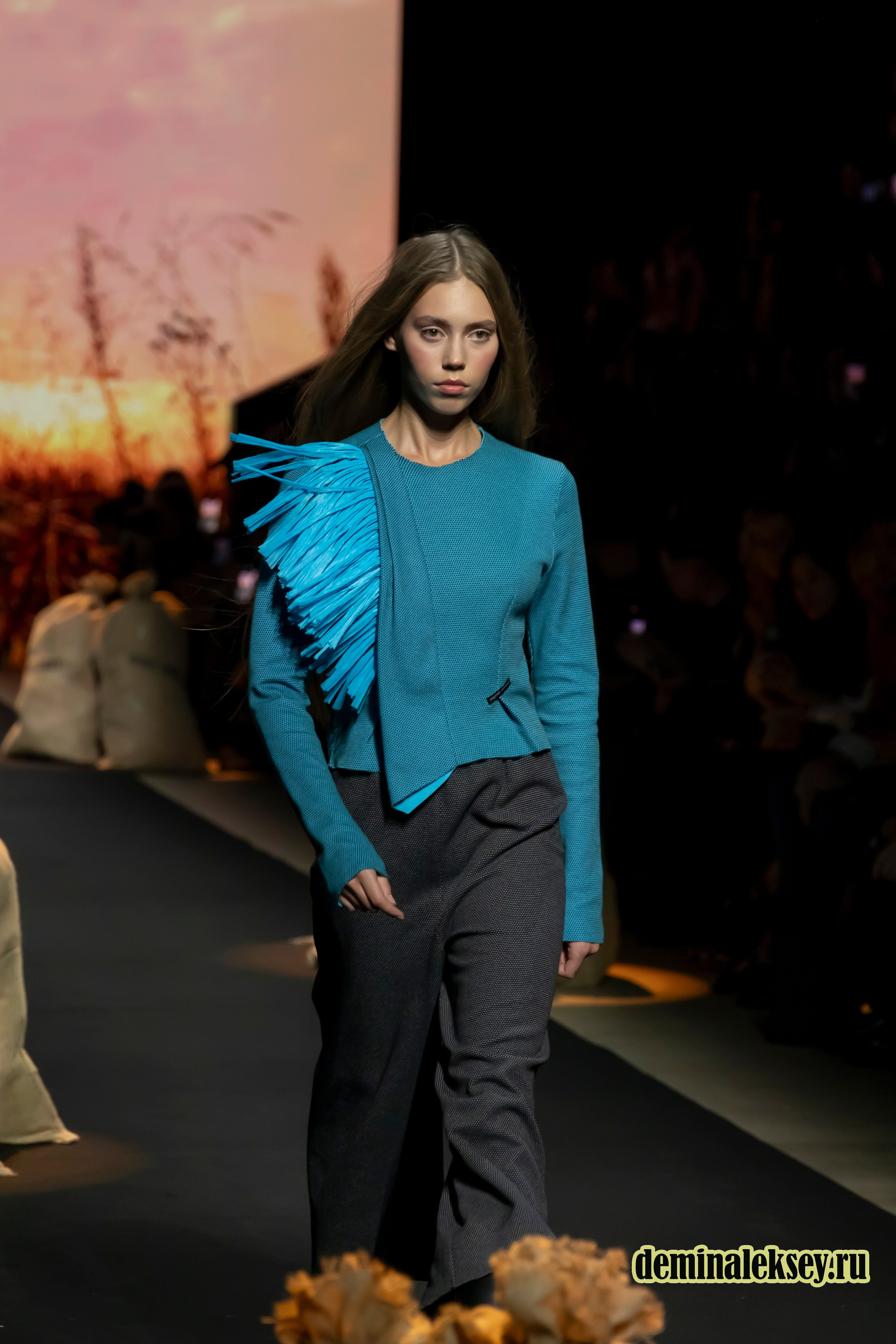 Московская неделя моды 2024 9 октября дизайнер SERGEY SYSOEV. Репортажный, семейный и студийный фотограф в Москве Демин Алексей