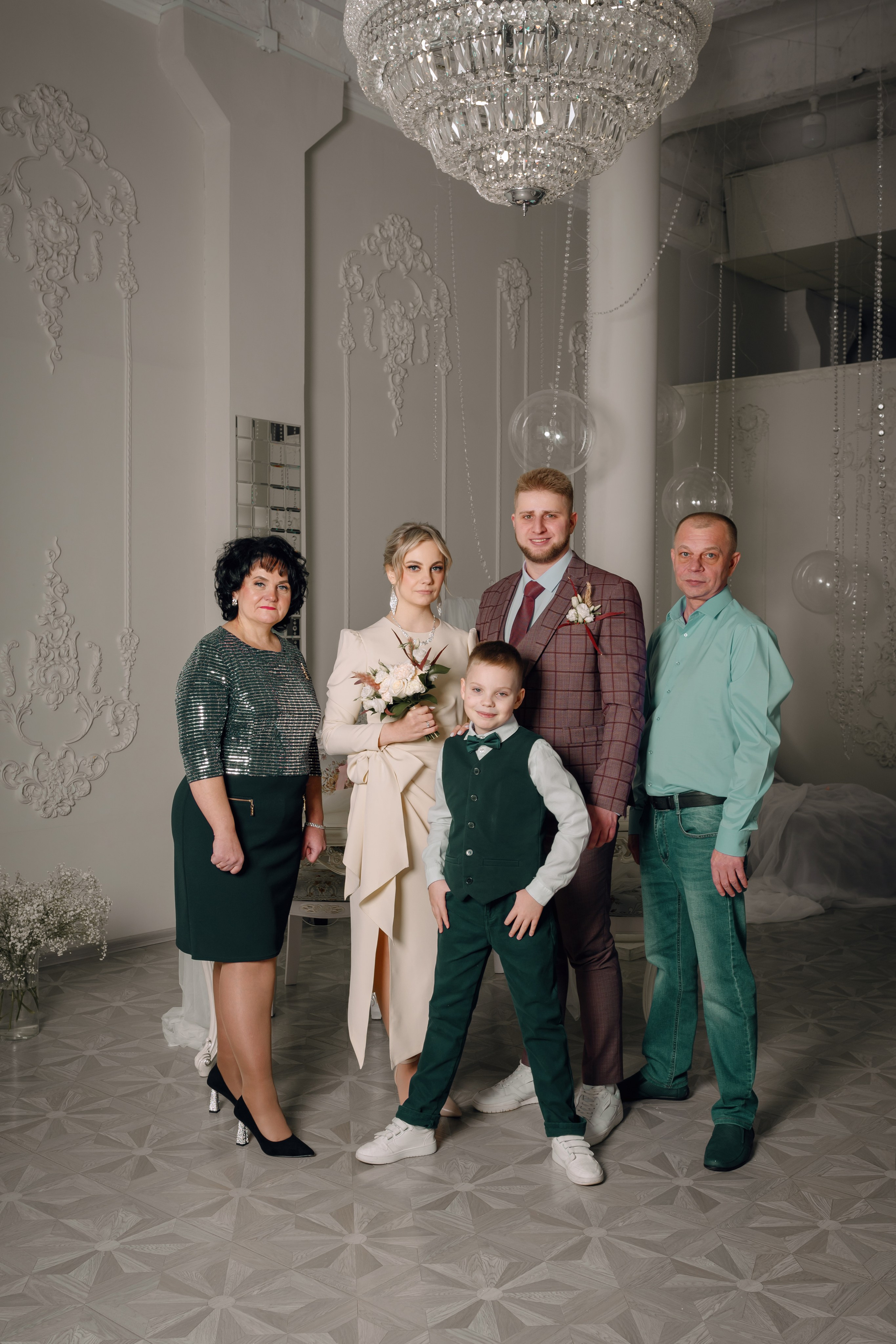 Свадебная фотосессия в студии. Фотограф Ким Наталья в Красноярске