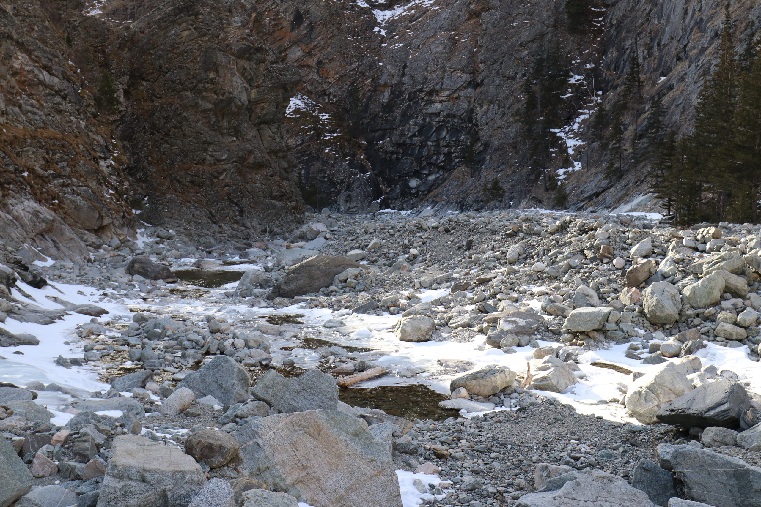 Аршан. Март 2023. Путешественник-фотограф из Санкт-Петербурга Татьяна Свистулина