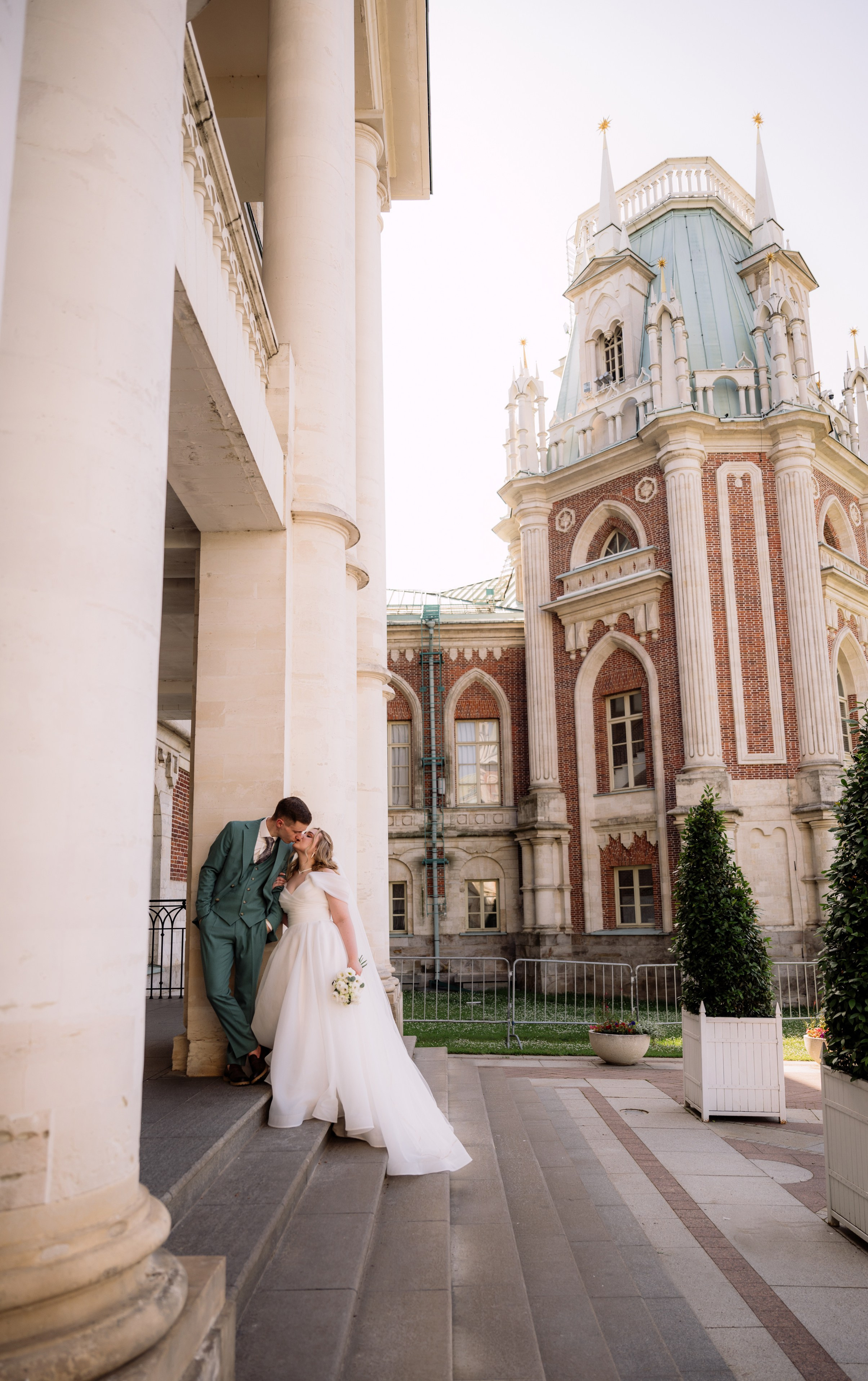 Свадебная прогулка в Царицино. Фотограф в Москве Алёна Степутенко