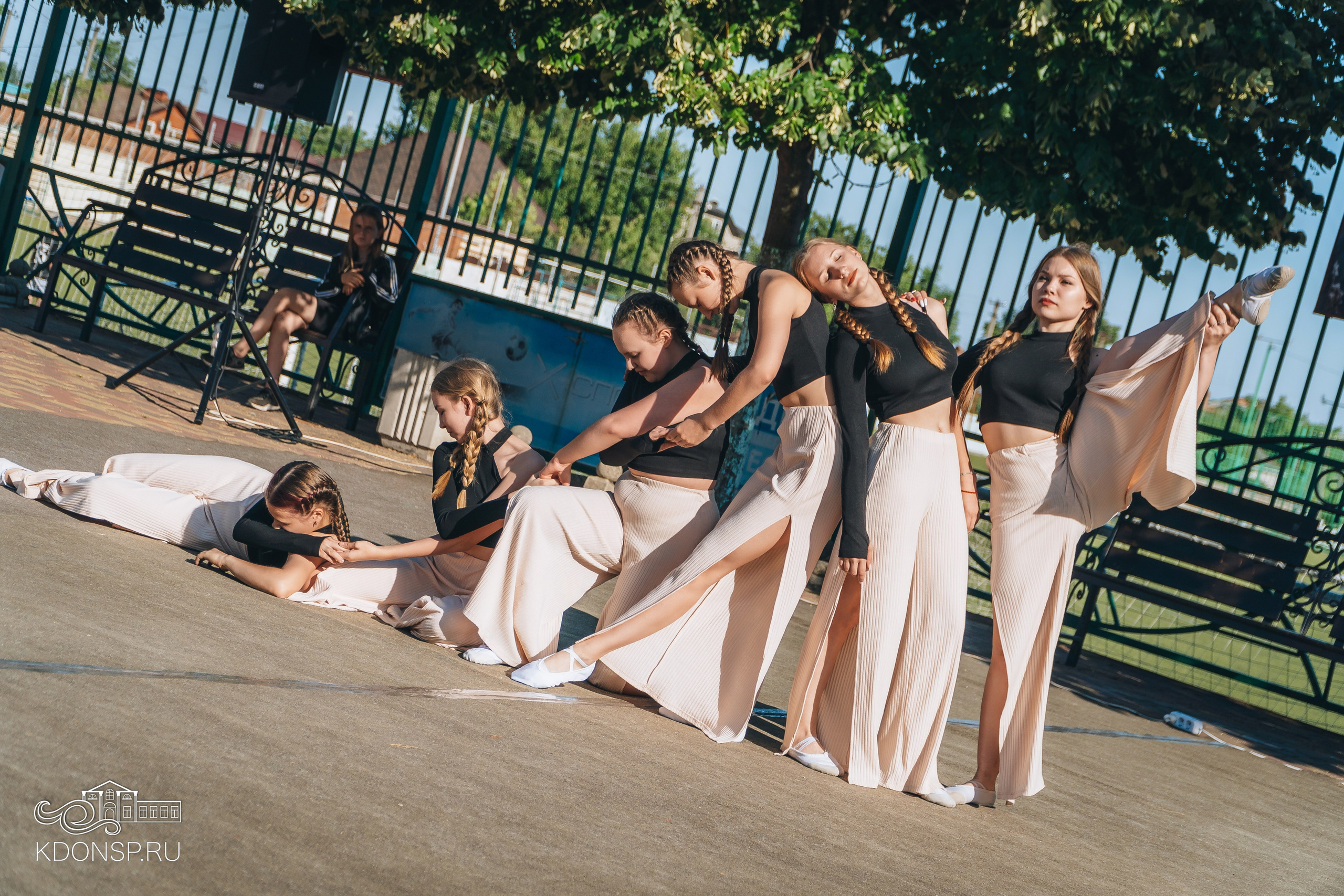 Концертная программа «Жить здорово». Новотитаровский Дом культуры