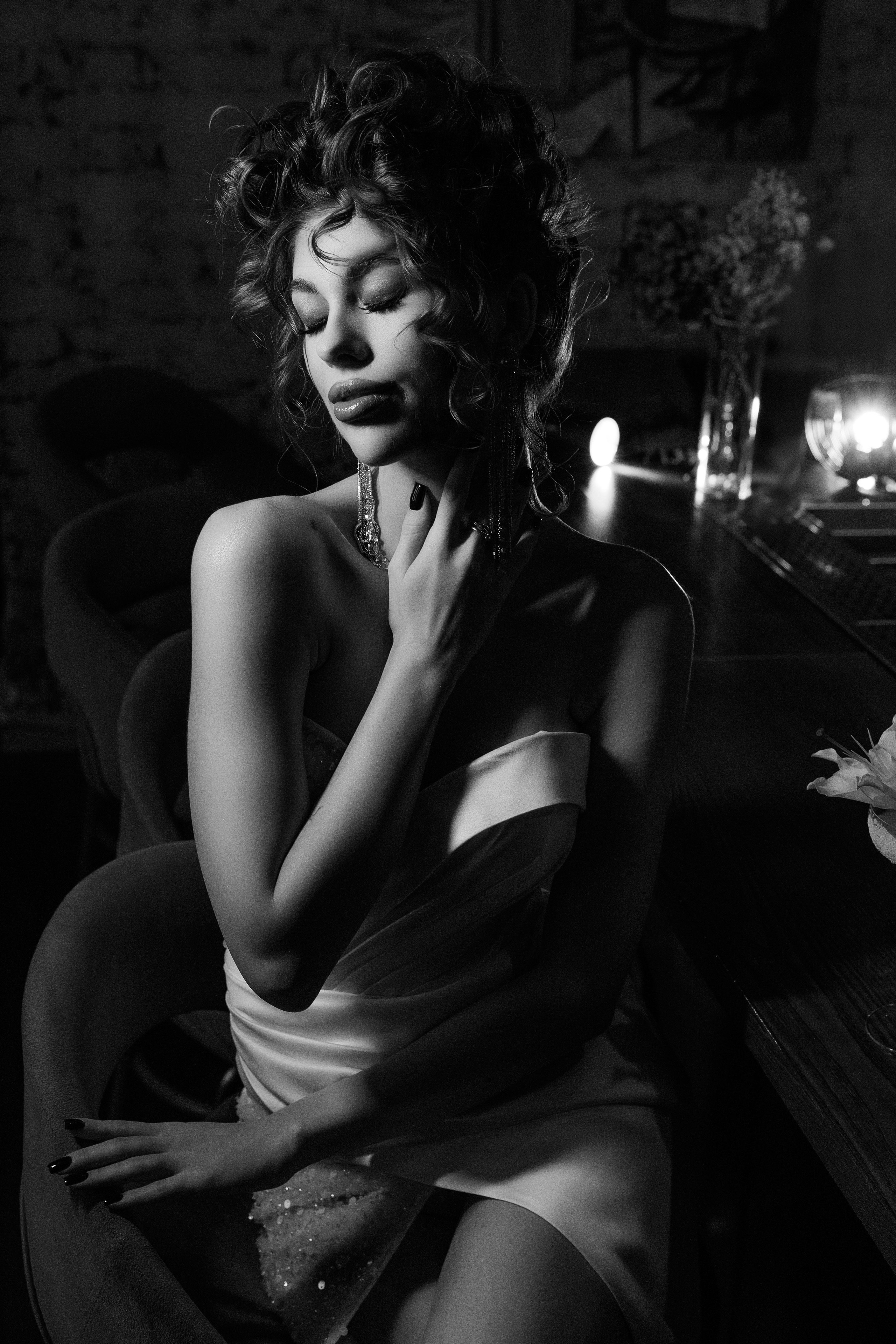 Свадебная серия в баре. Свадебный и семейный фотограф  во Владивостоке Ольга Украинец