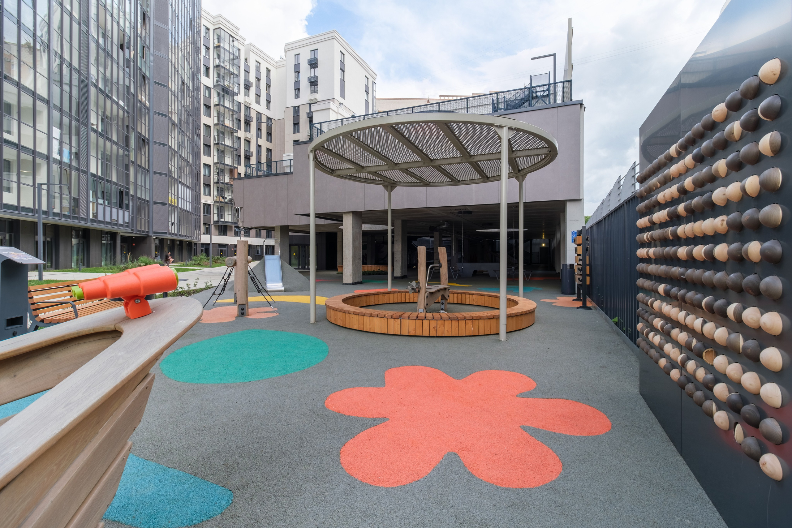 Жилой комплекс «Дом на Васильевском»