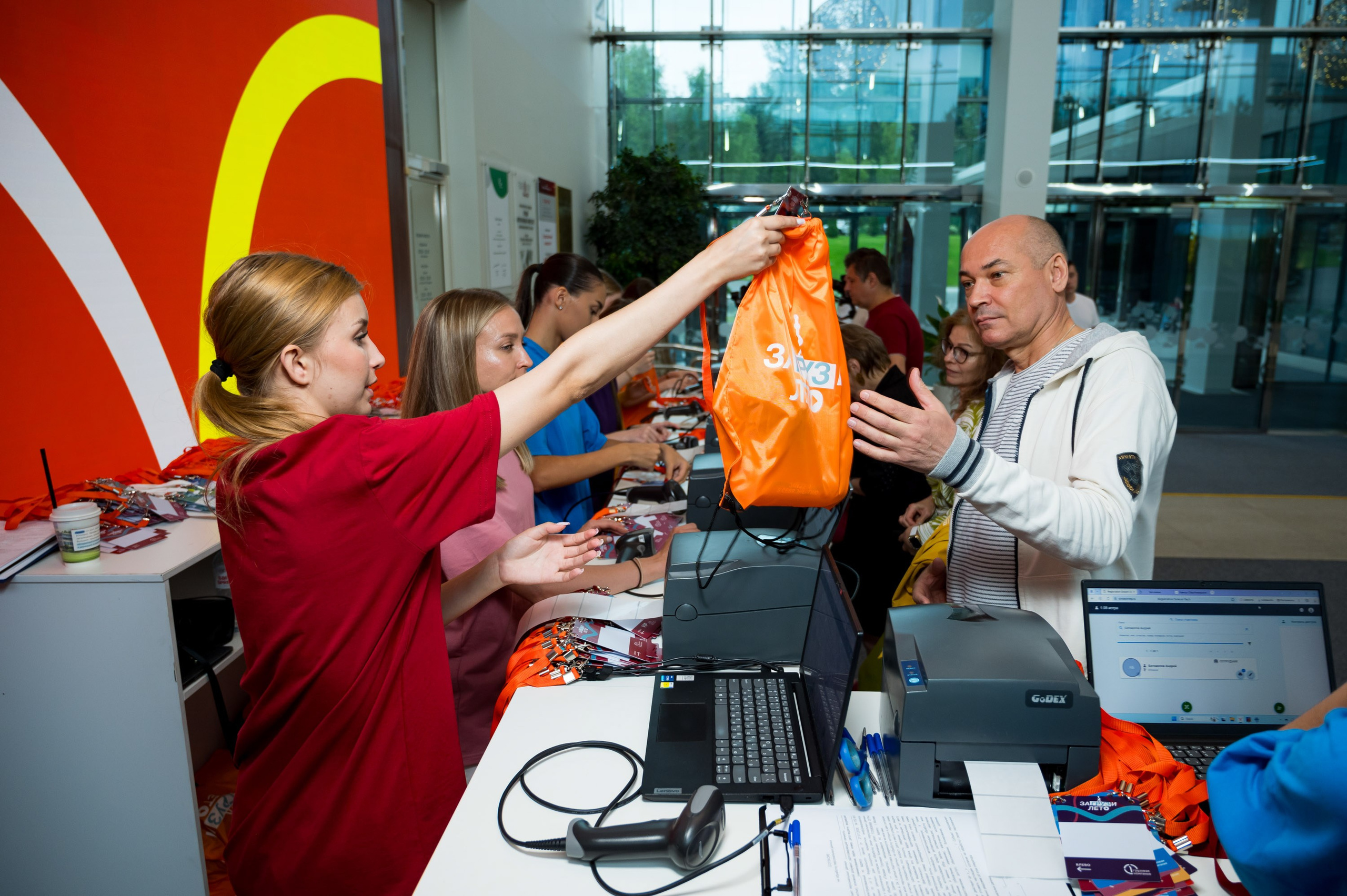 Летний корпоратив-тимбилдинг Первой Грузовой Компании. Репортажный фотограф и видеограф Слава Думчев. Тимбилдинги, отчетники, корпоративы