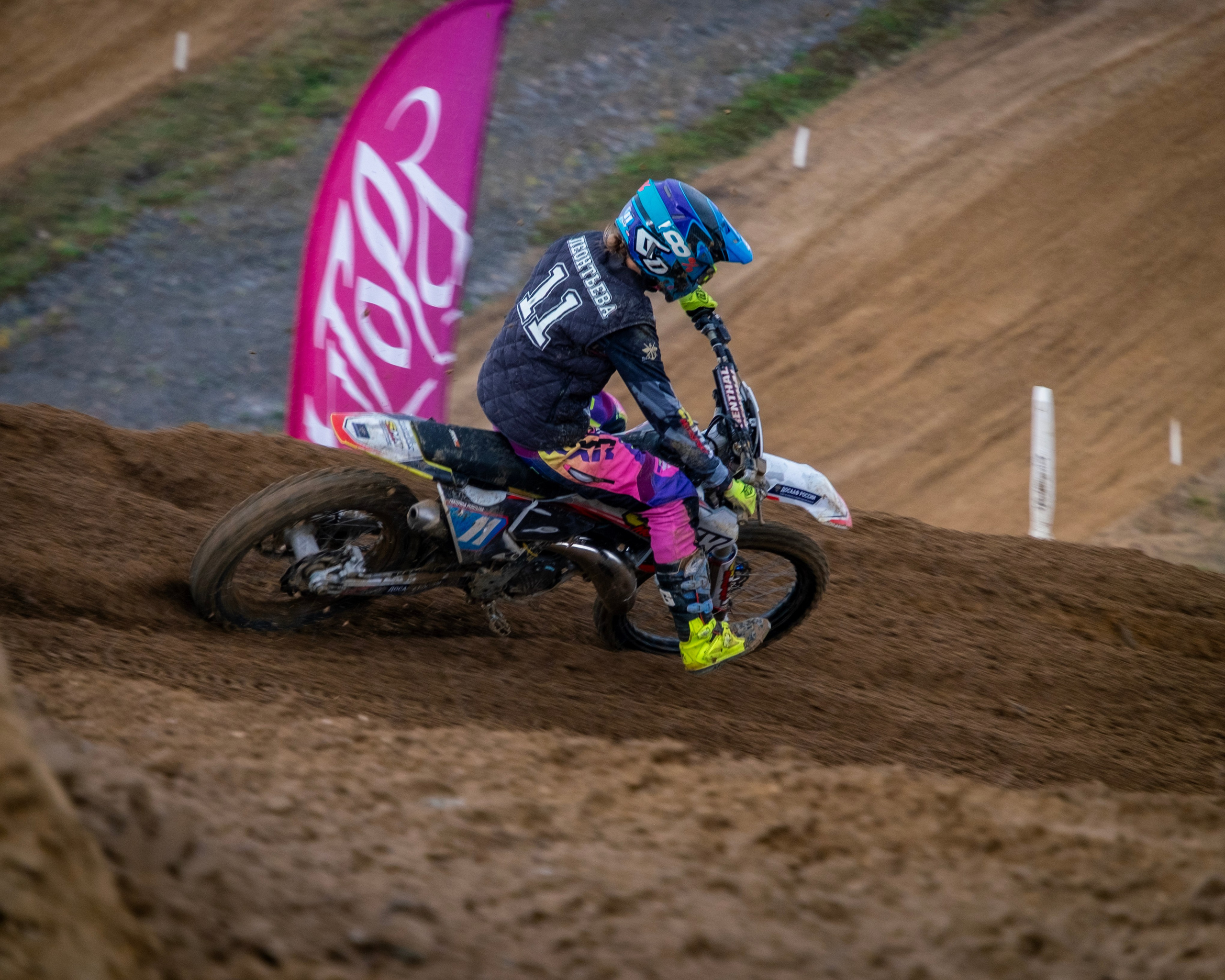 Мотокросс (Игора Драйв). Автомобильные фотографии и рисунки в Санкт-Петербурги Пашков Дмитрий