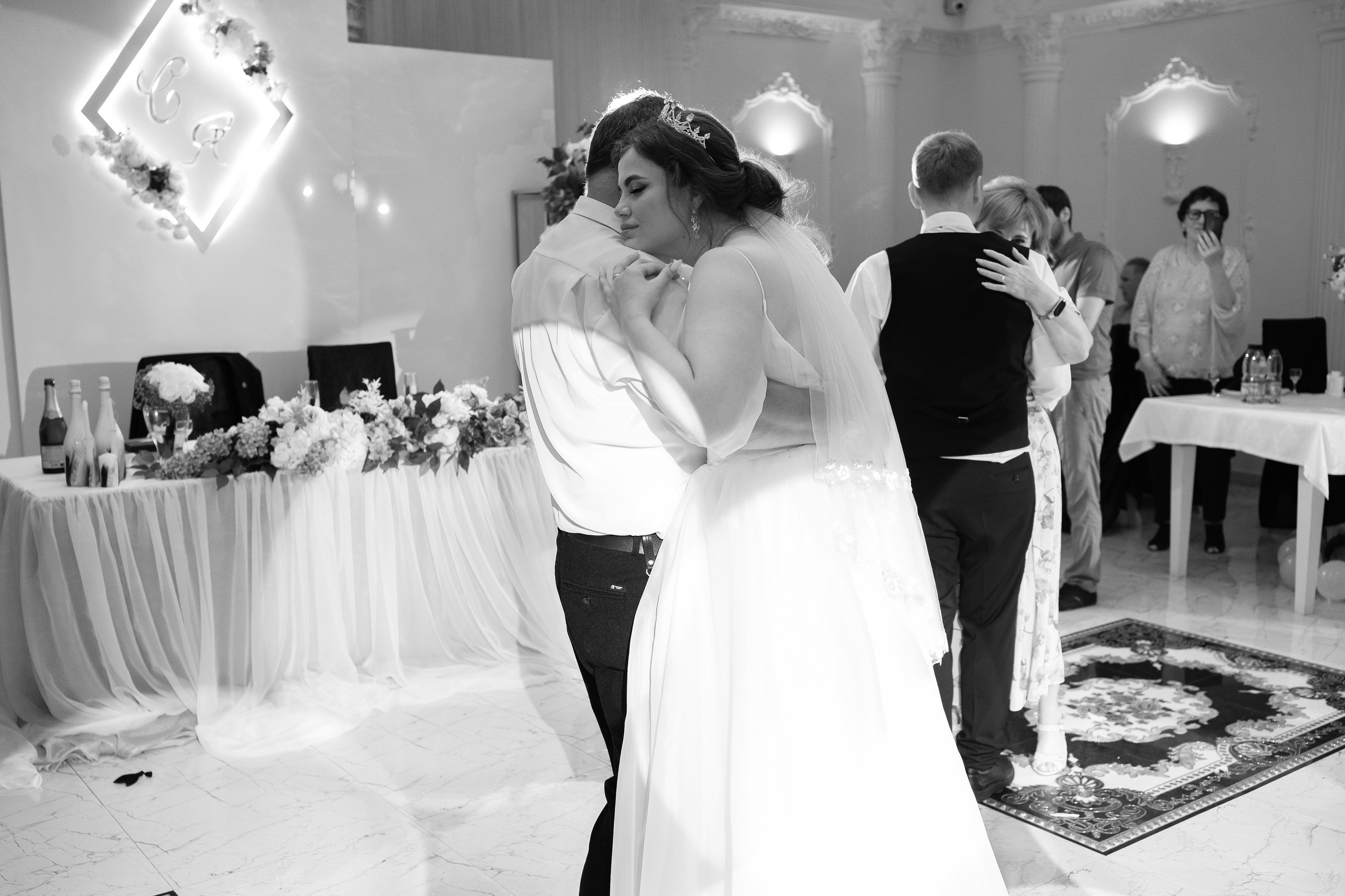 Сергей и Яна. Свадебный фотограф | репортаж | праздники | крещение