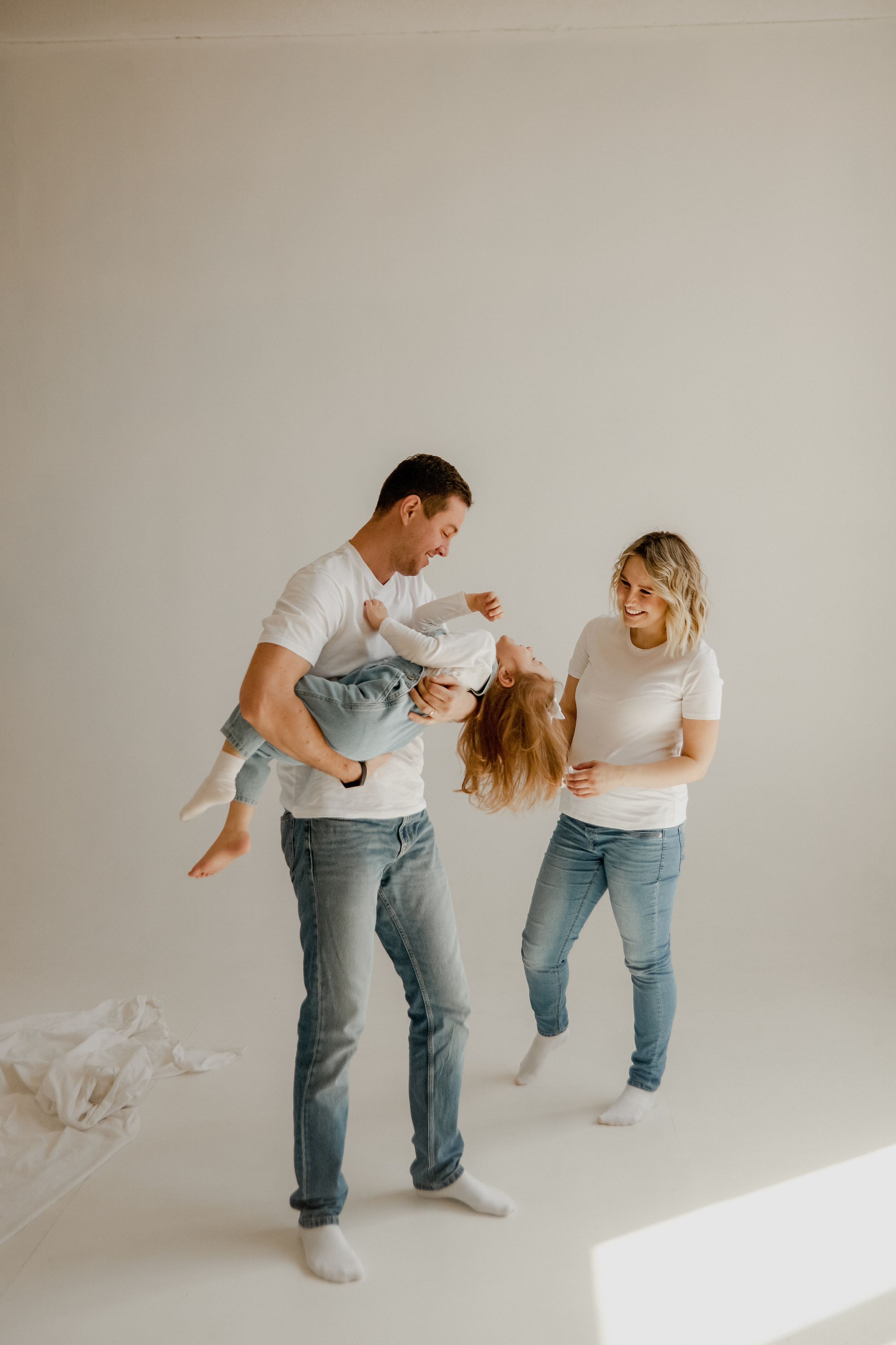 Женя Даша Софи. Фотограф Валерия Крахмалева