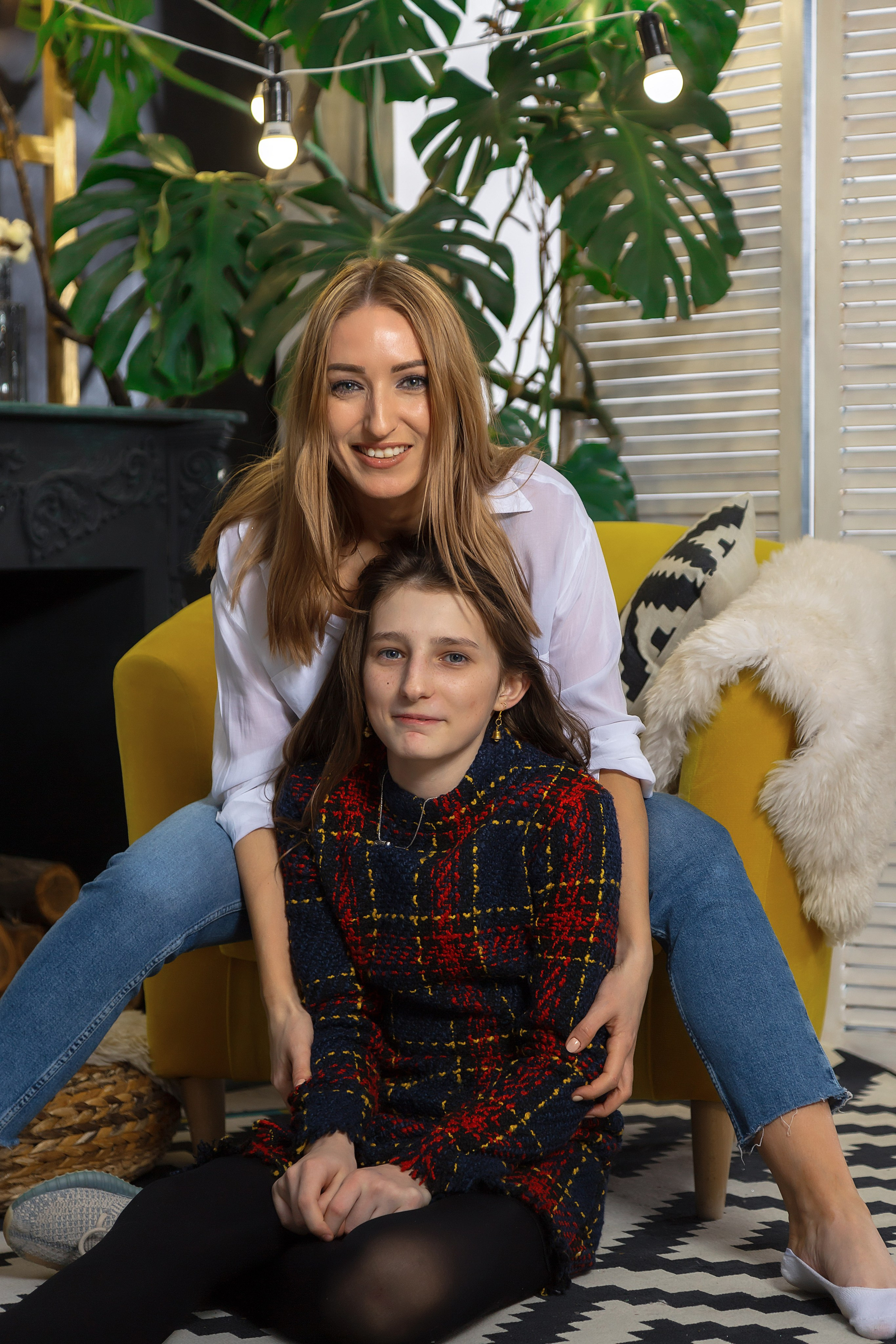 Новогодняя семейная фотосессия в студии в Волгодонске