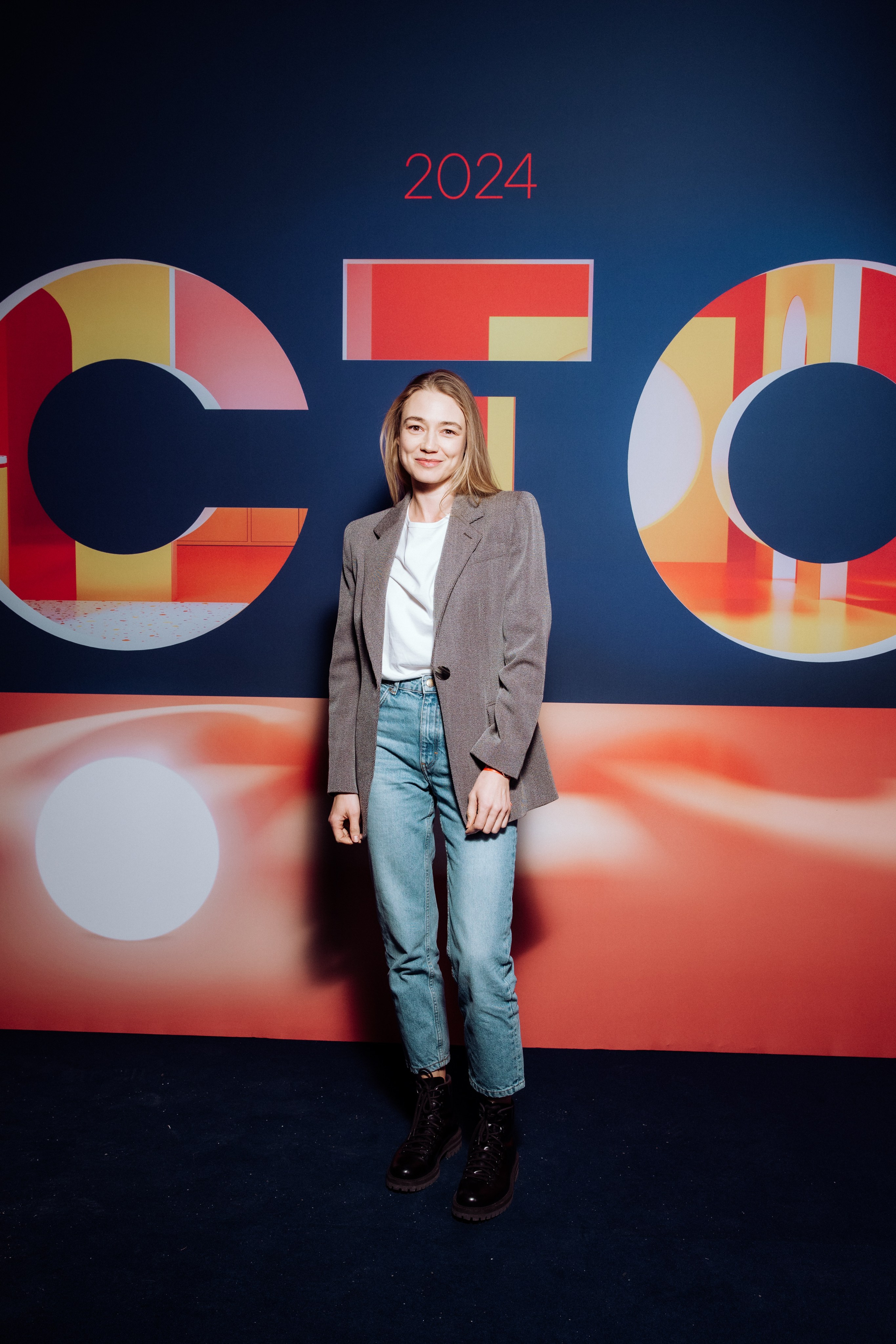 Презентация СТС 21.11.2023. EVEREST PHOTO REPORT