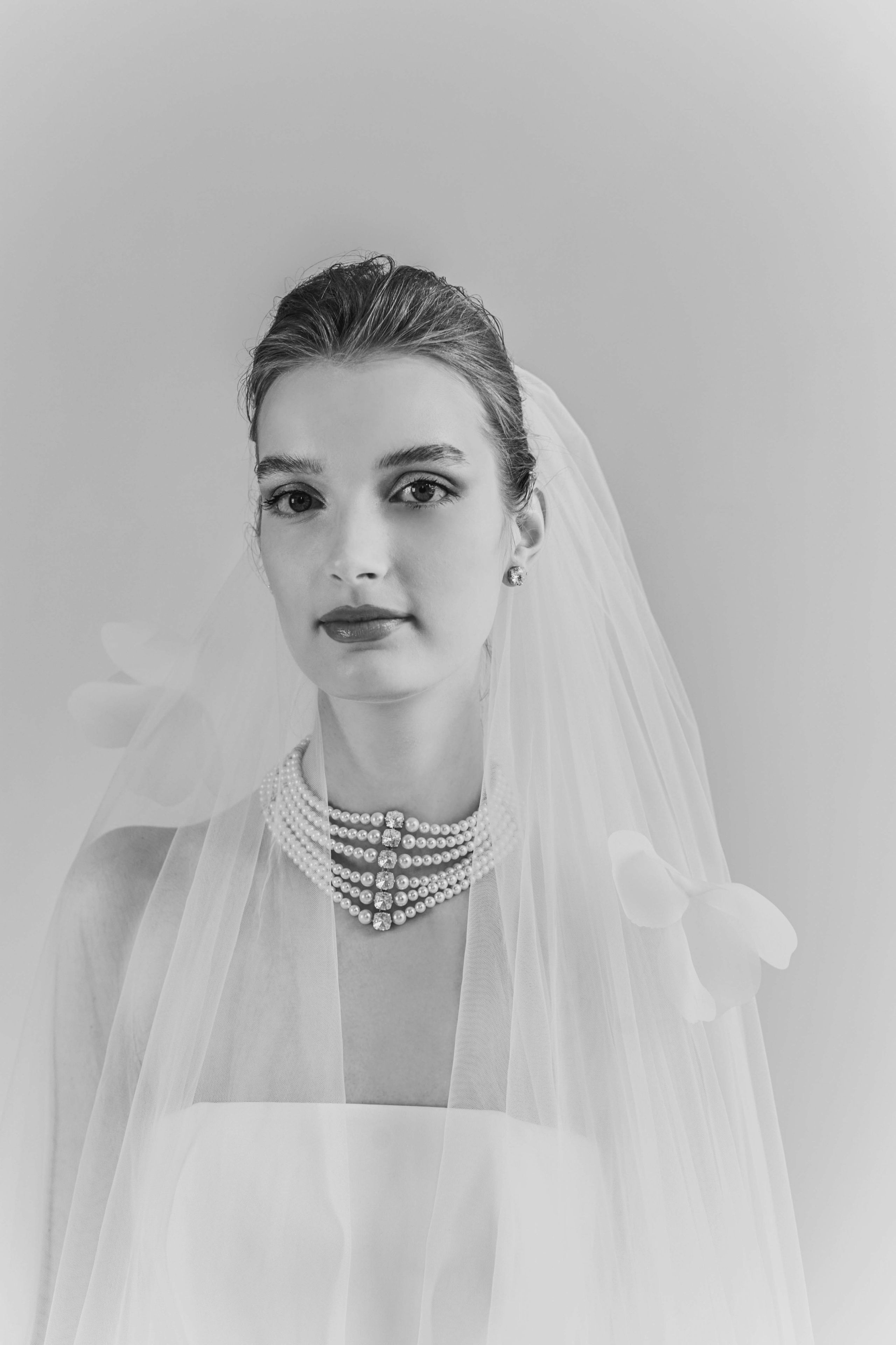 Сара. Свадебный салон-ателье Бонжур в Минске Bonjour