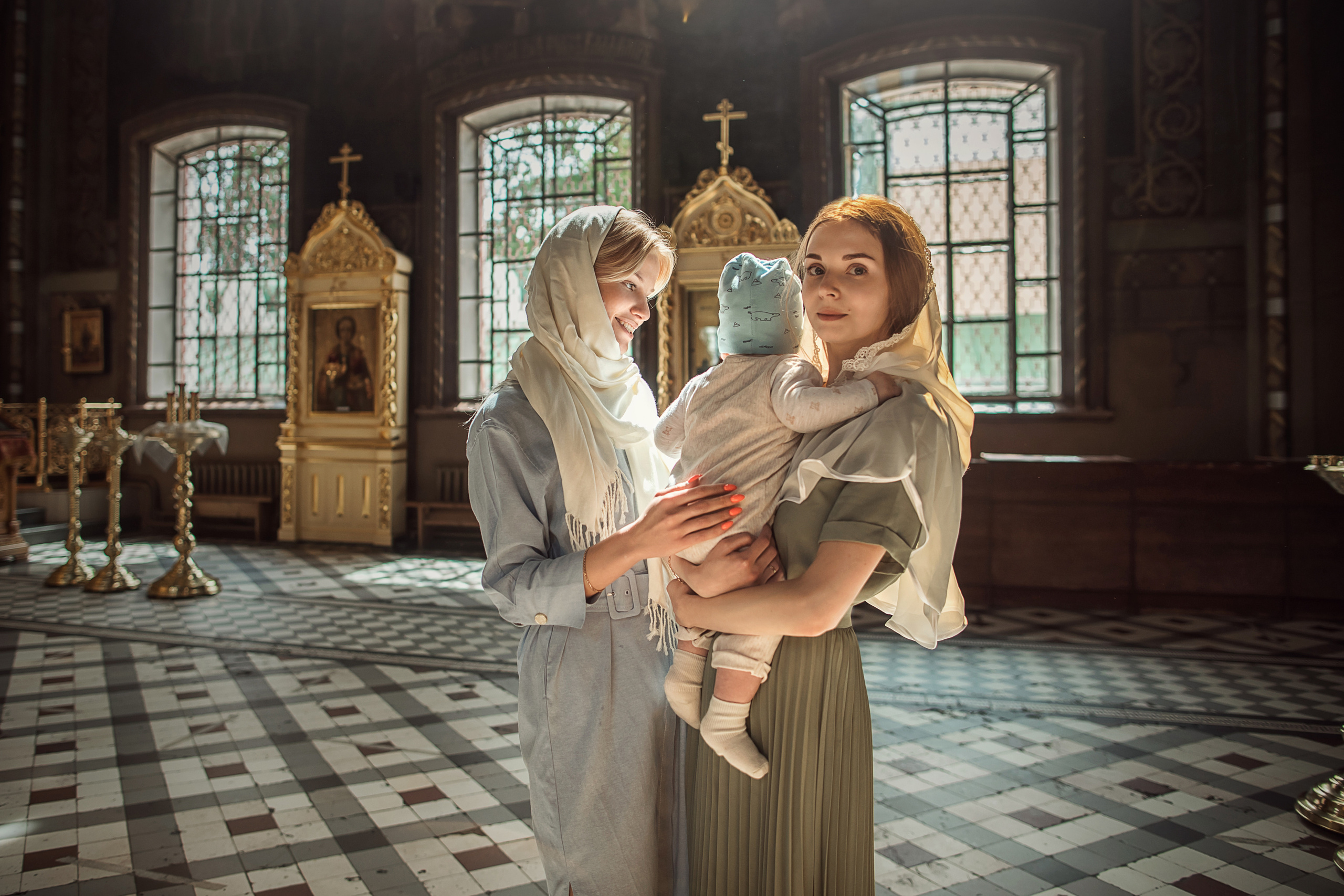 Крещение Мирон. Гипнопсихолог, женский фотограф Ольга Парфентьева (Васанти)