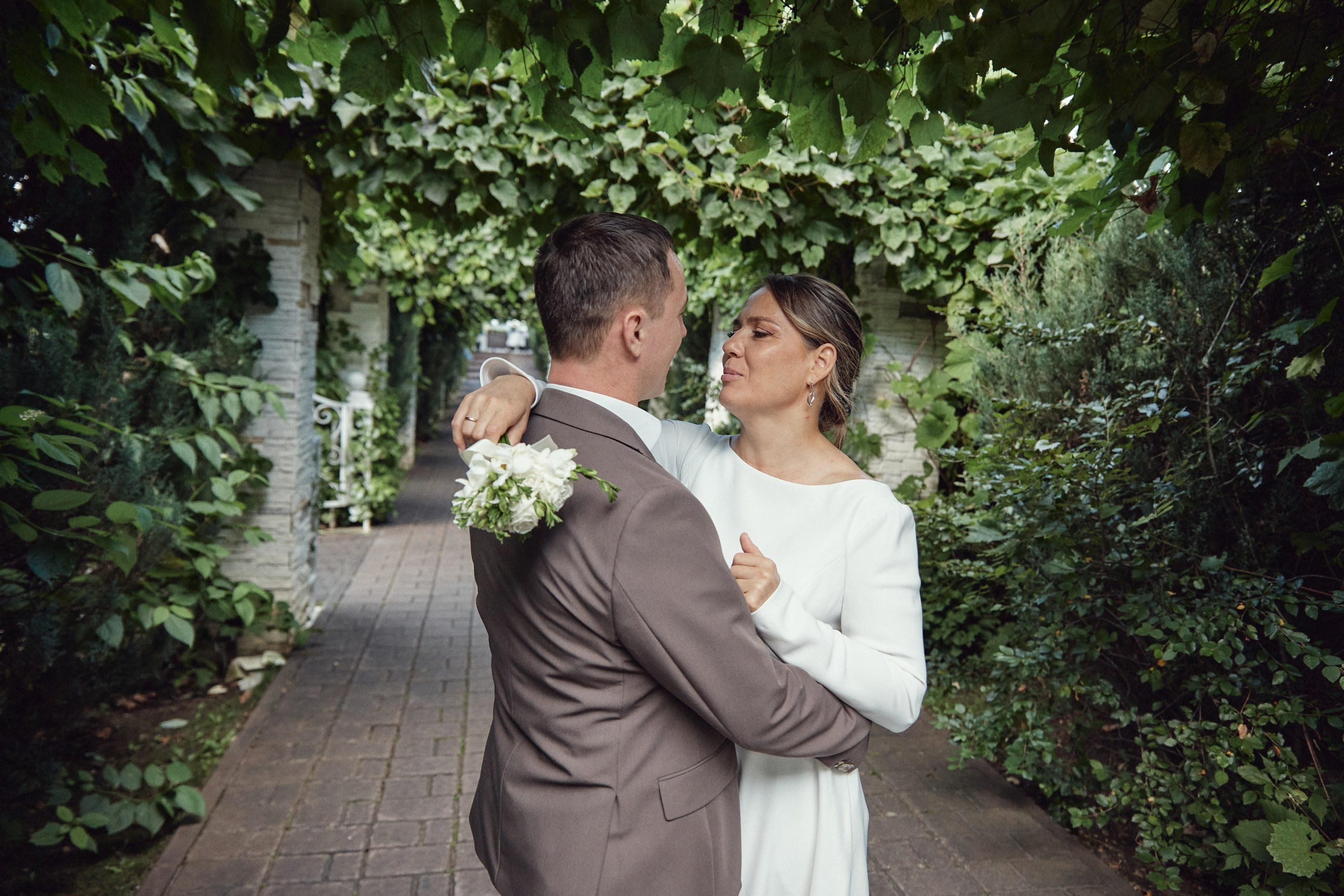 Счастье здесь. Свадебный фотограф Антон Артюшин. Работаю в Нижнем Новгороде и Москве