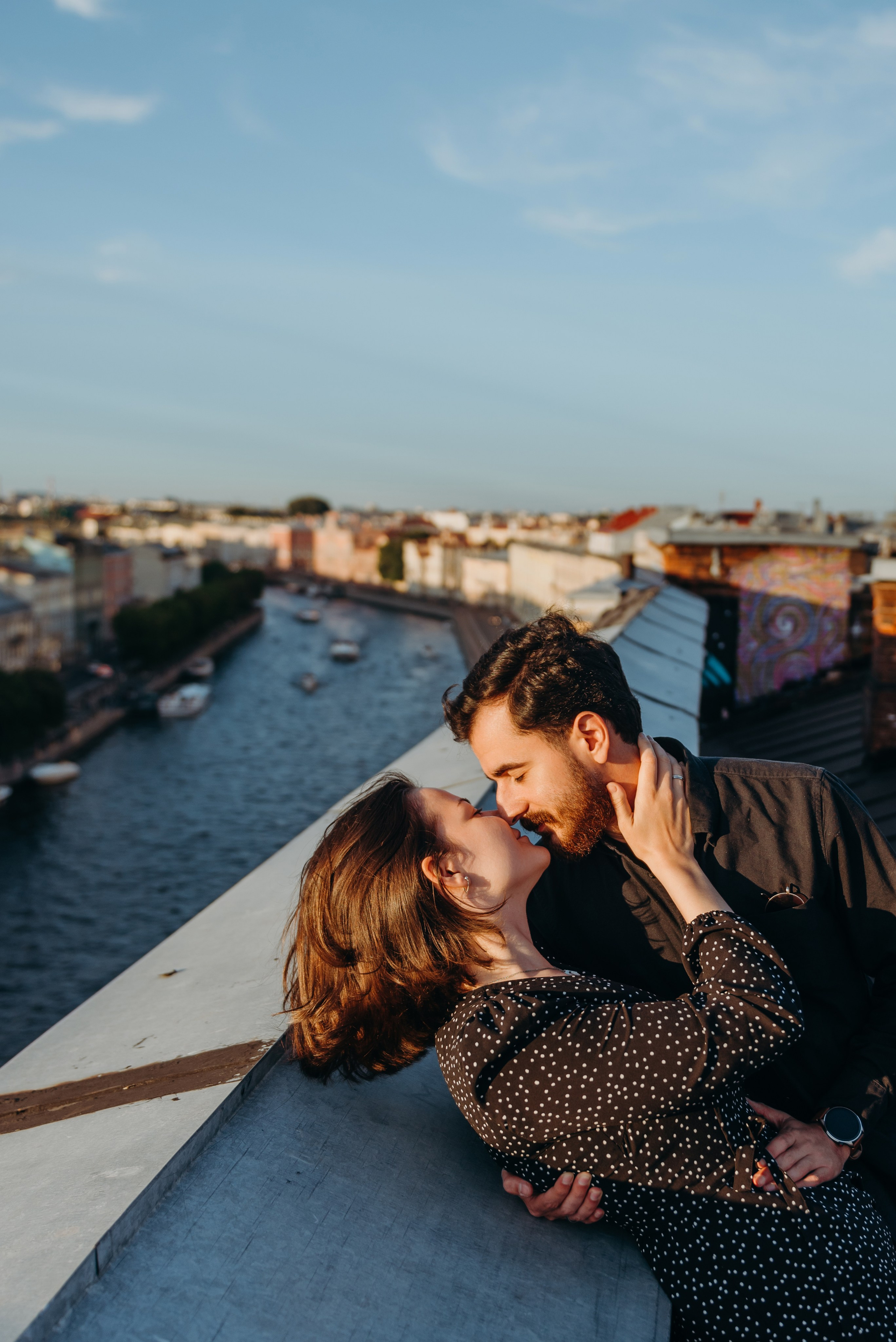 Мы гуляли по крышам питера. Фотограф Алена Нормальная в Санкт-Петербурге