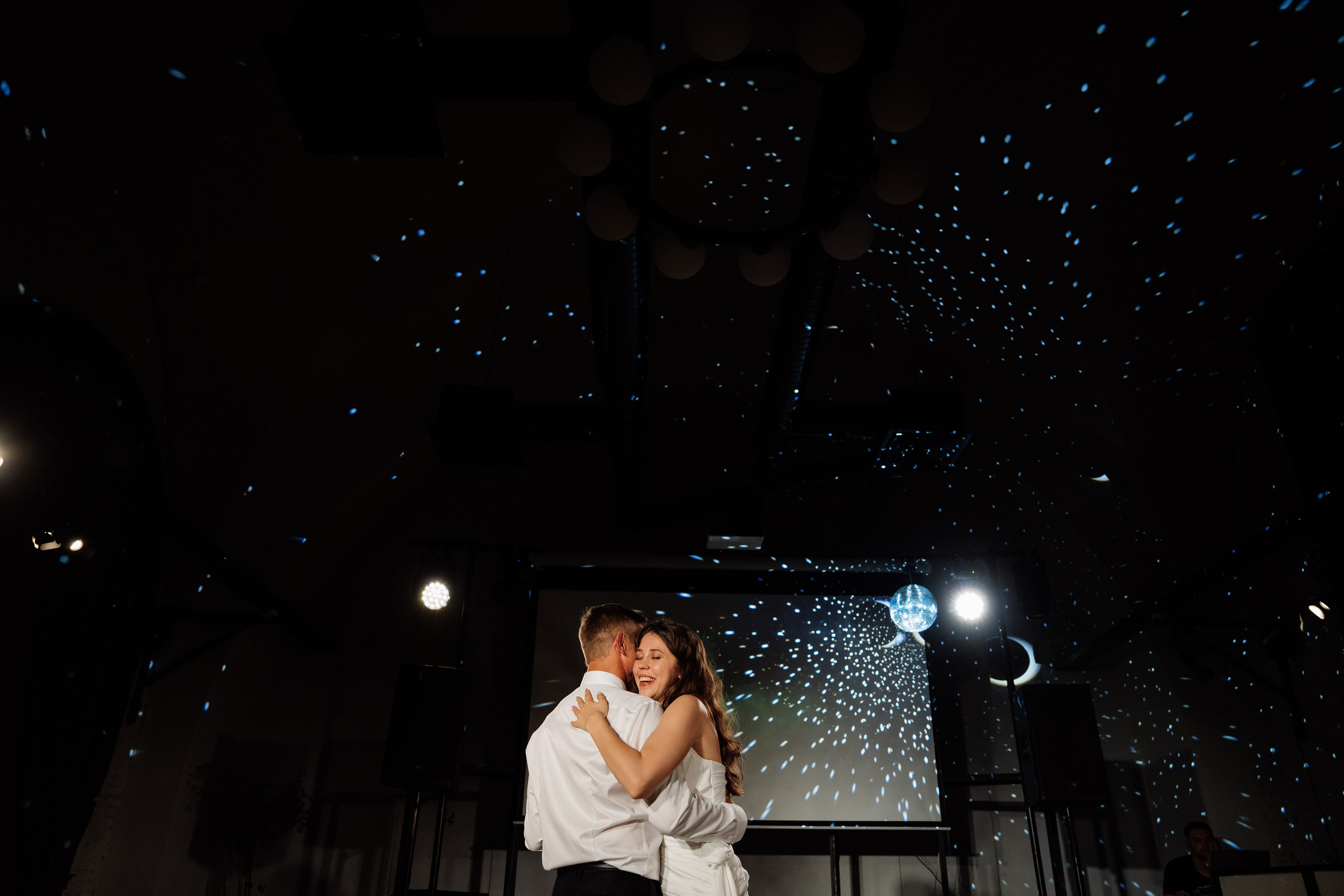 Оранжевая свадьба в гребешках. Свадебный фотограф организатор в Санкт-Петербурге Ассоль Опарина