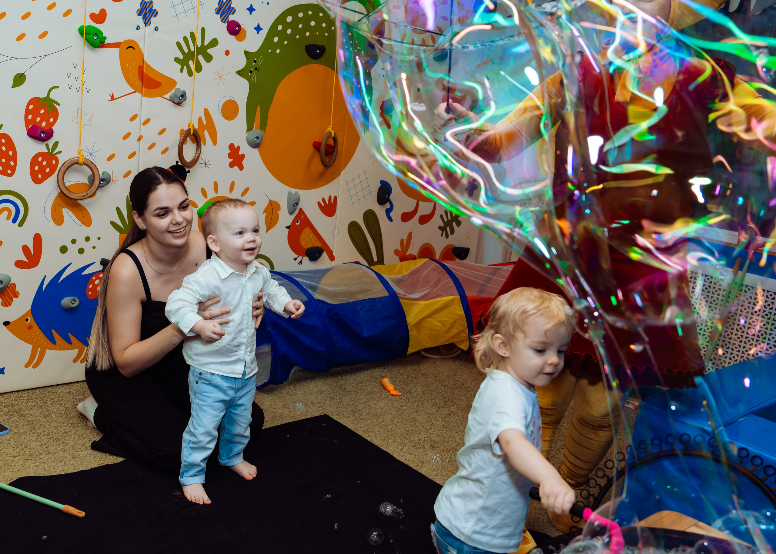 Карамелька в гостях у Романа. Крамер Юлиана детский и семейный фотограф