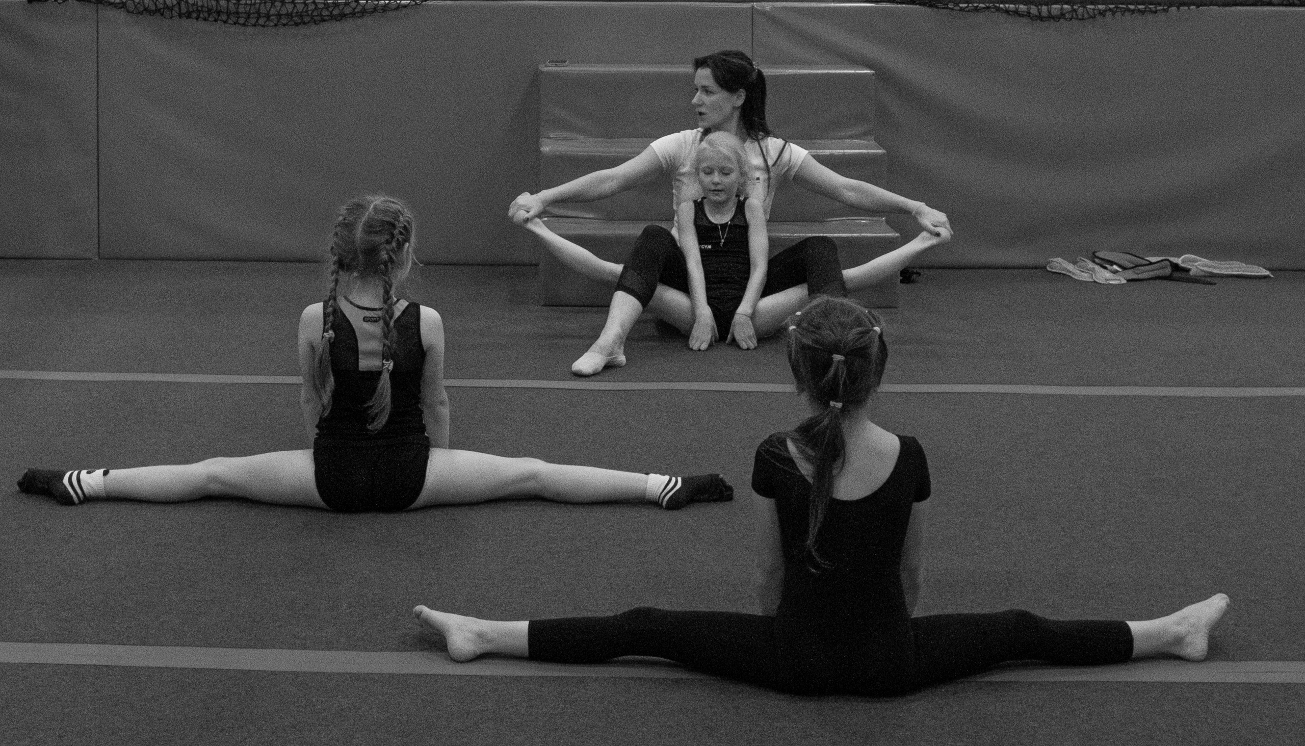 Детский гимнастический центр O*GYM. Дмитриева Елена. Портретный и ню-фотограф в Москве