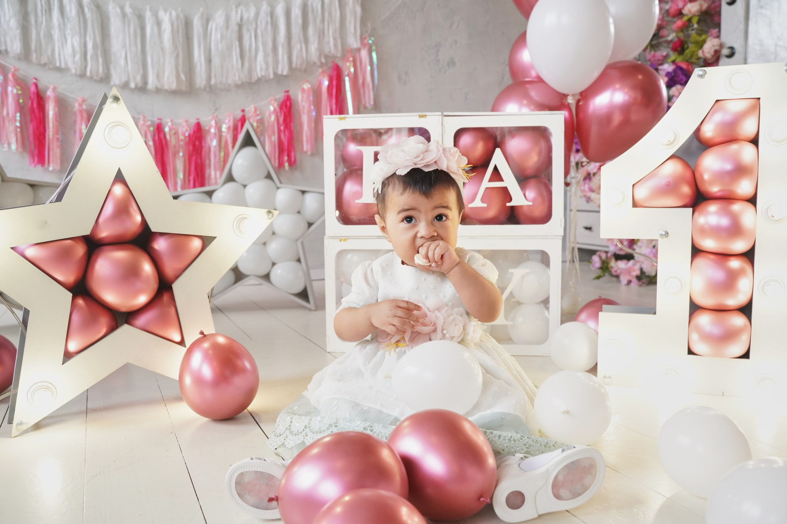 Детская фотосессия в студии. Съемка в фотостудиях Москвы. Портретный фотограф в Москве Елена Капралова