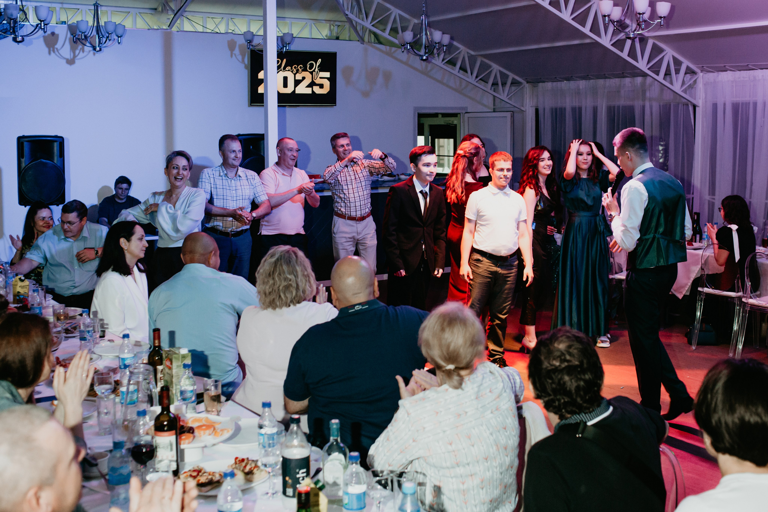 Выпускной 2025 (41 школа) 11 класс. Фотограф в Челябинске Ополихина Анна