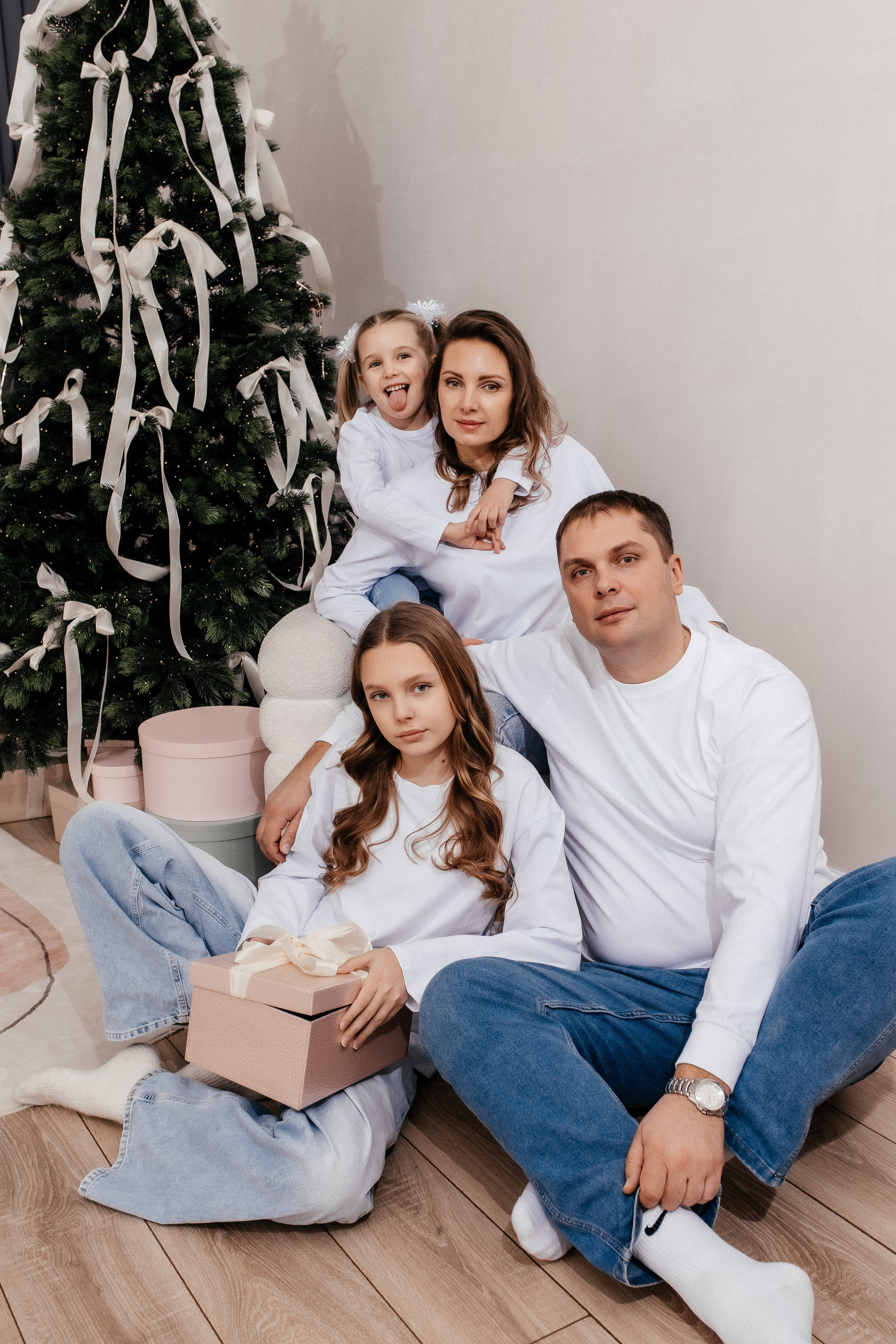 Новогодняя семейная в студии. Профессиональный фотограф, Москва |Видное Елена Елизарова