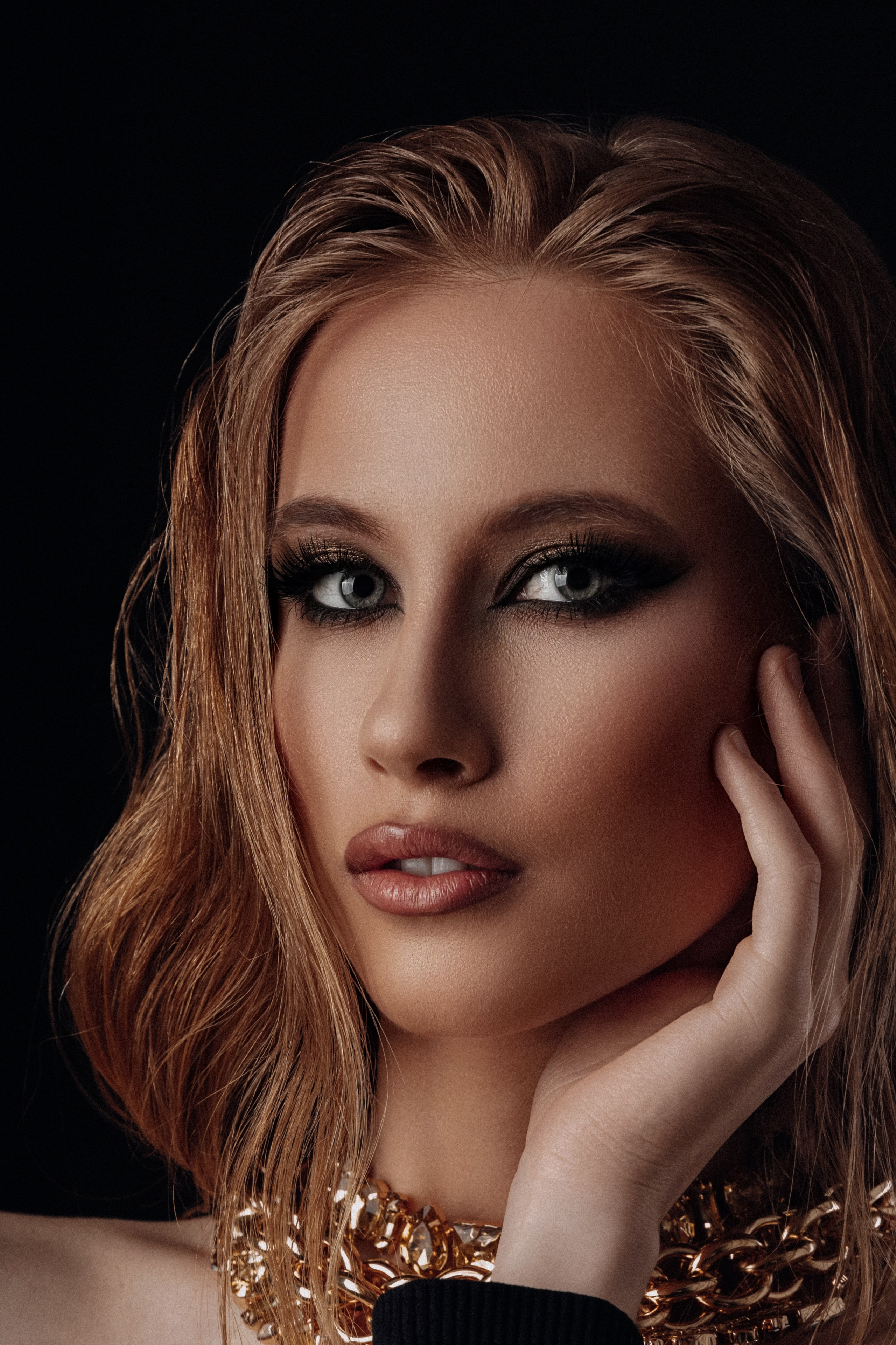 женский образ портрет