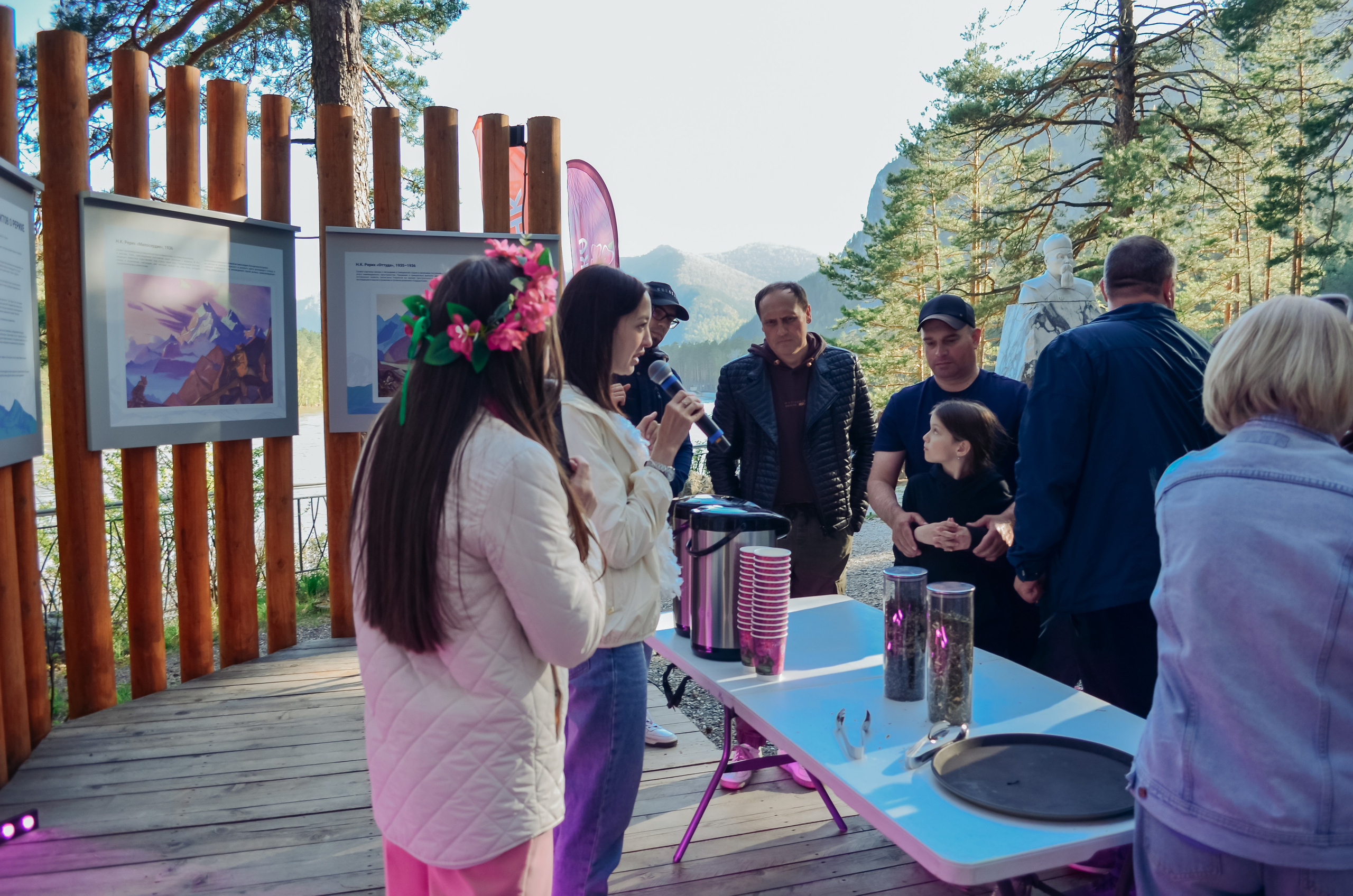 Фестиваль «Цветение Маральника на Алтае 2025». Фоторепортаж. Денисова Аля — фотограф для парных съемок и индивидуальных историй в Барнауле