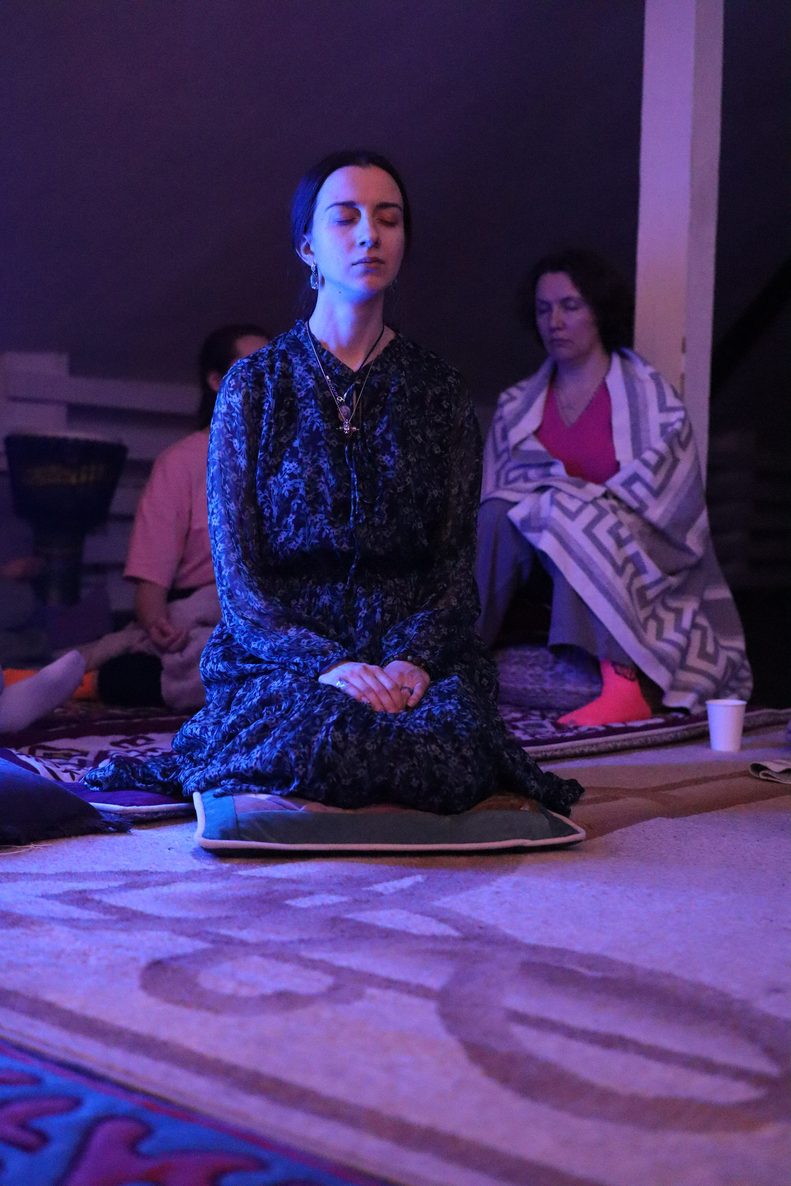 Bhakti Mantra. Photo Ninja