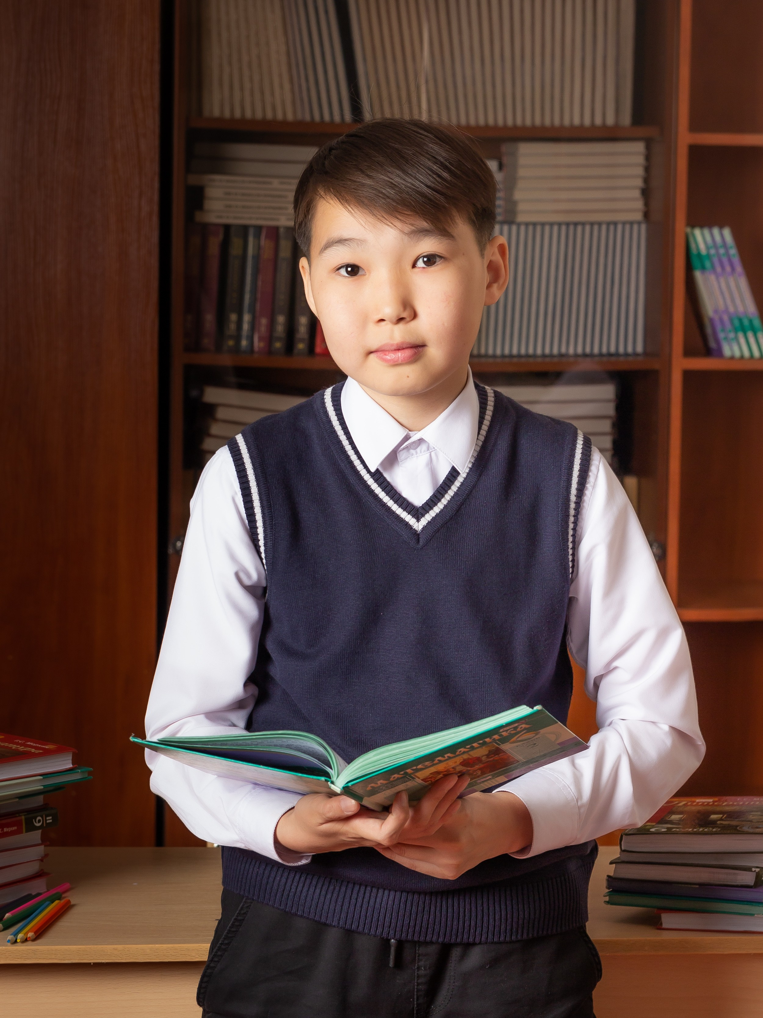 Школьная фотосъëмка. Александр Стряпунин — предметный фотограф в Улан-Удэ