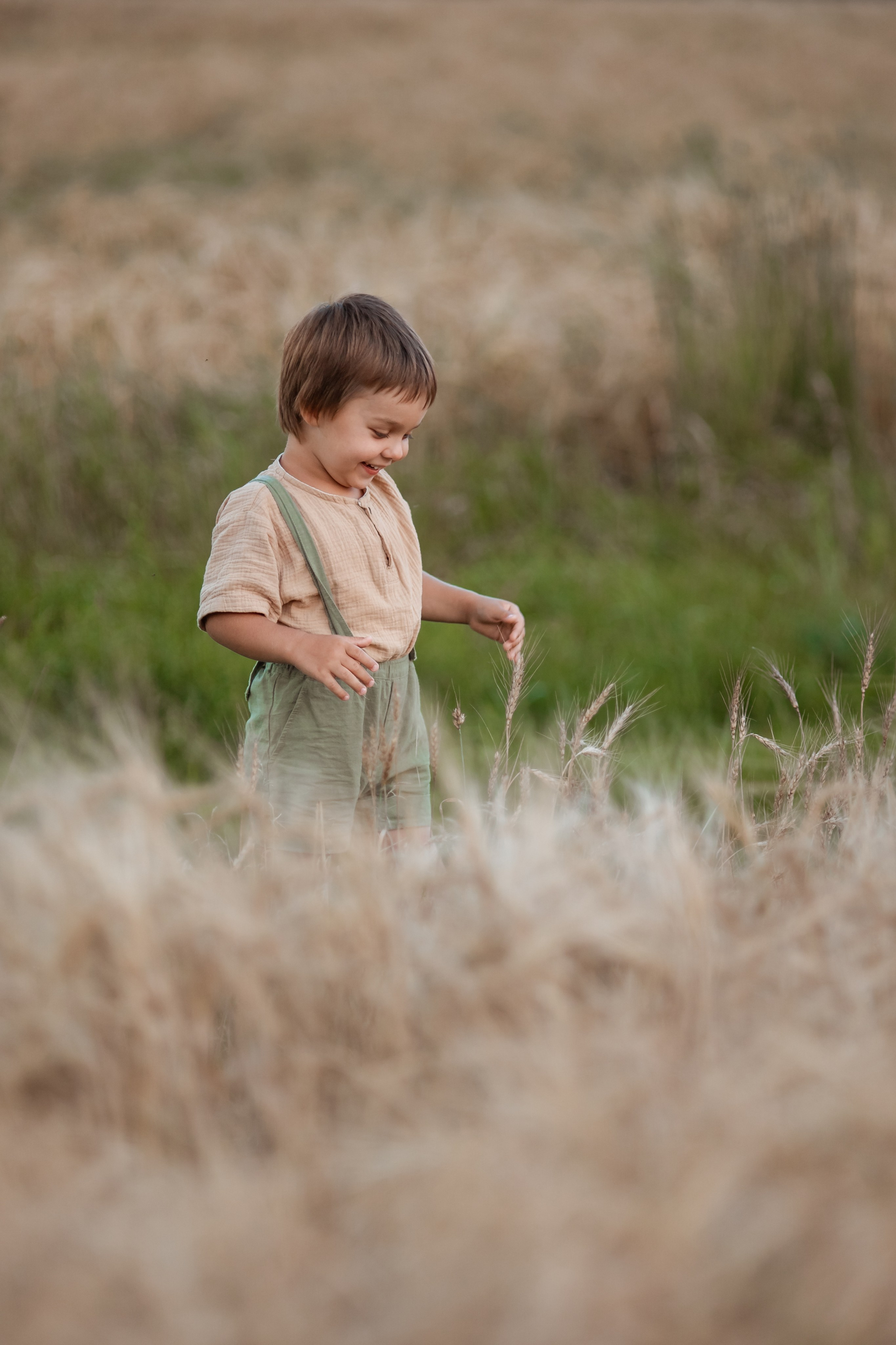 Детская фотосессия в полях | Надежда Воробьёва. Семейный и женский фотограф в Москве Надежда Воробьева