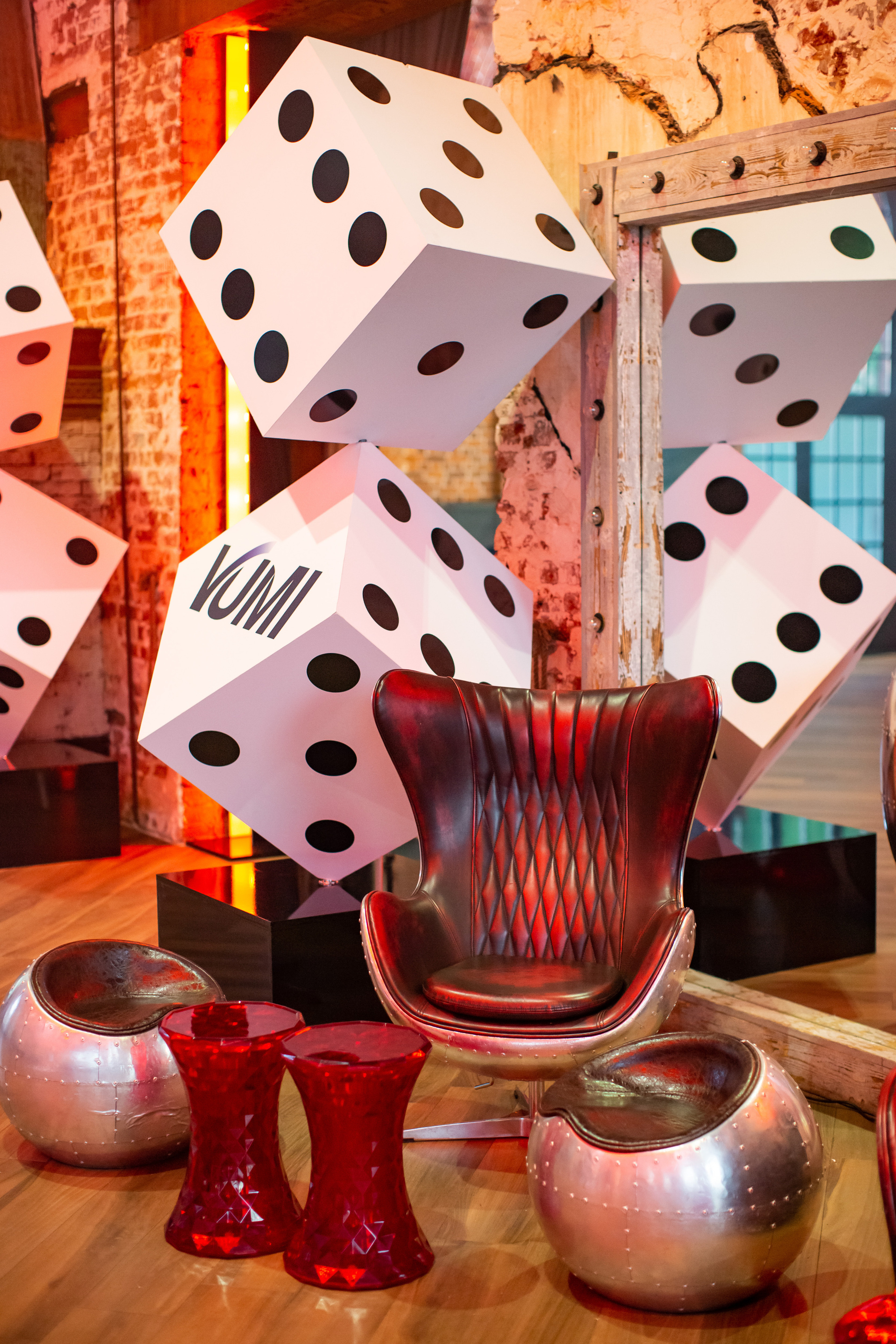 Декор в Loft Holl Москва. NesterovaMaria.ru