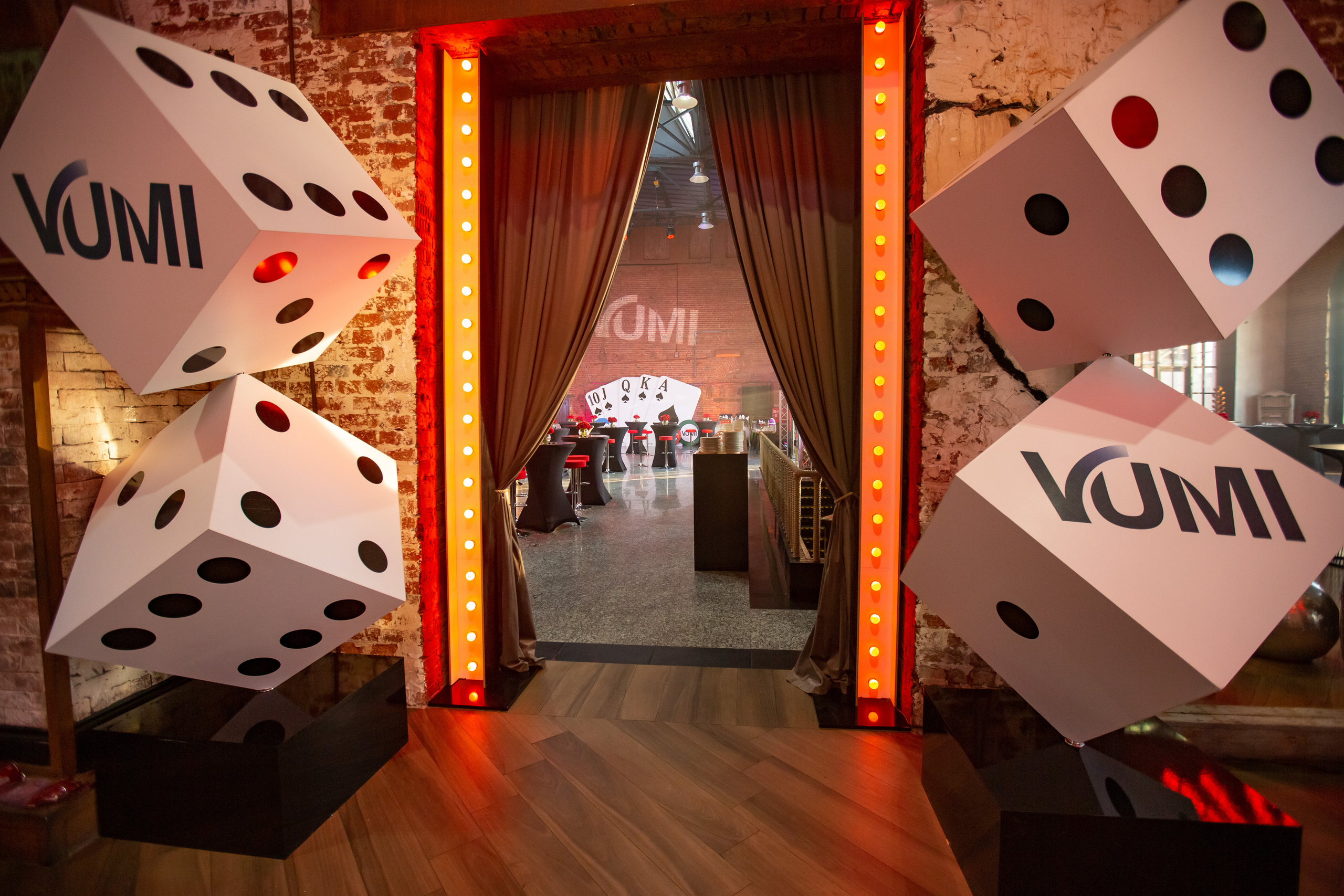 Декор в Loft Holl Москва. NesterovaMaria.ru