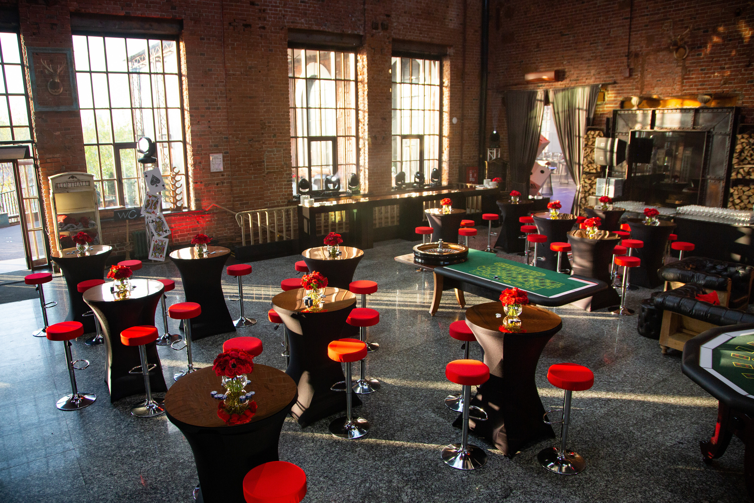 Декор в Loft Holl Москва. NesterovaMaria.ru