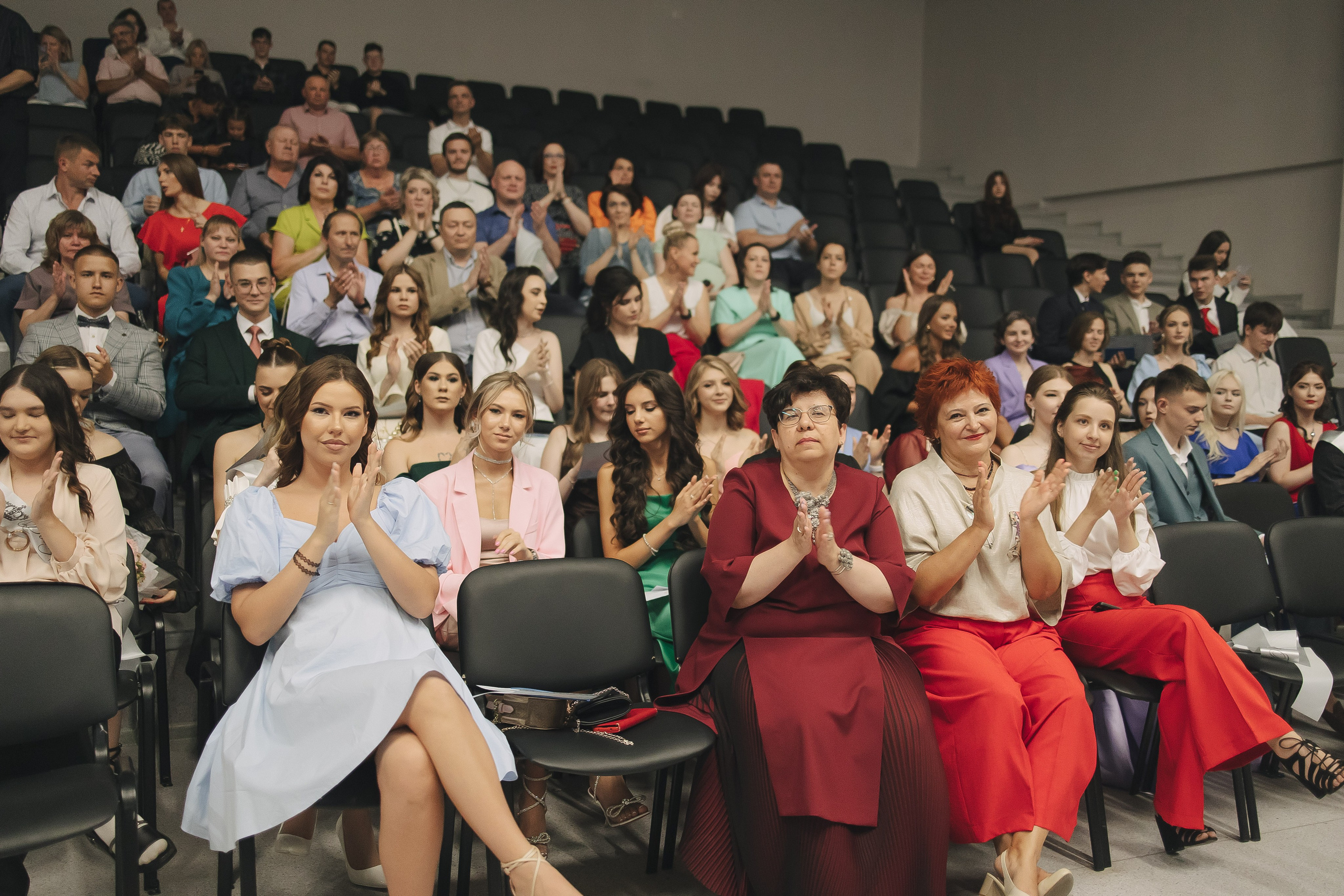 Выпускной Сосны. Свадебный и женский фотограф