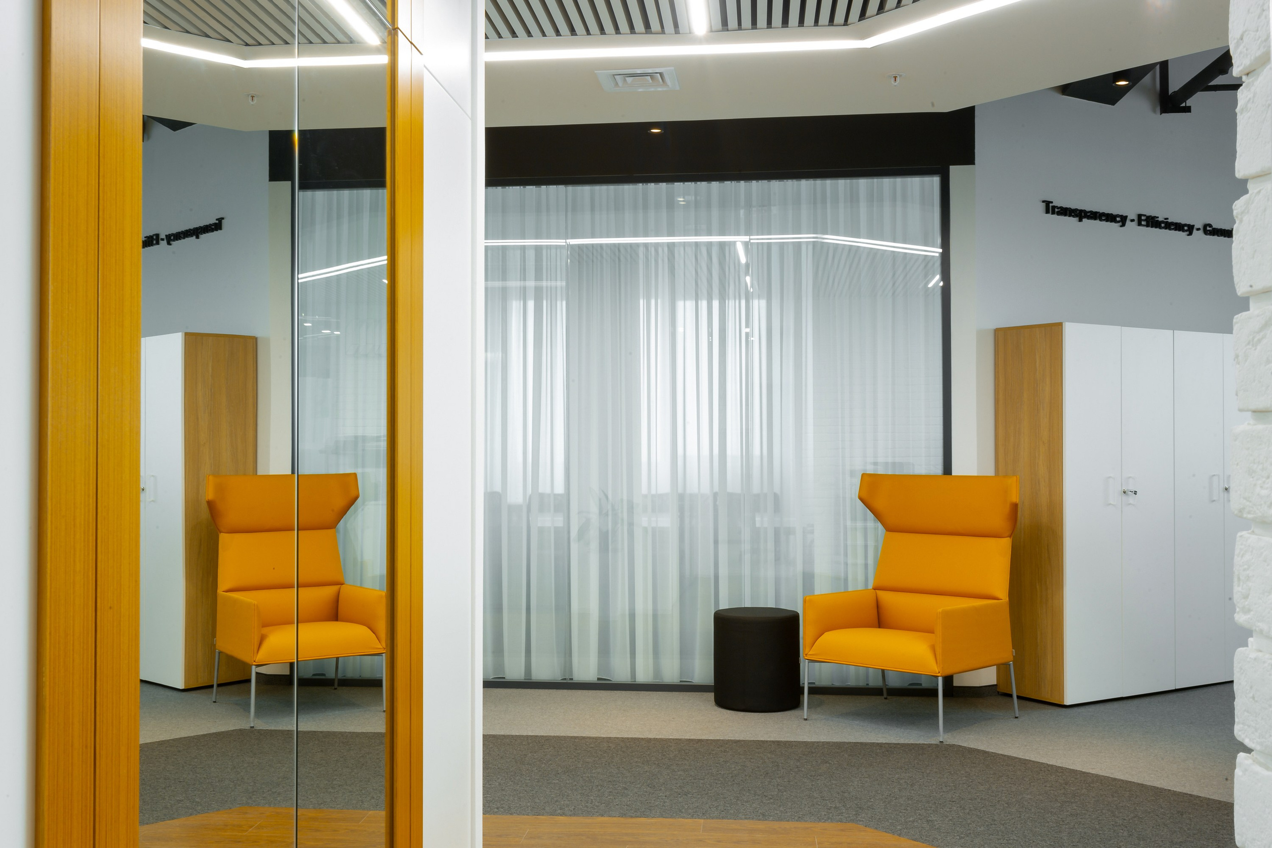 Mercure space. Репортажный фотограф в Алмате Чумаков Георгий