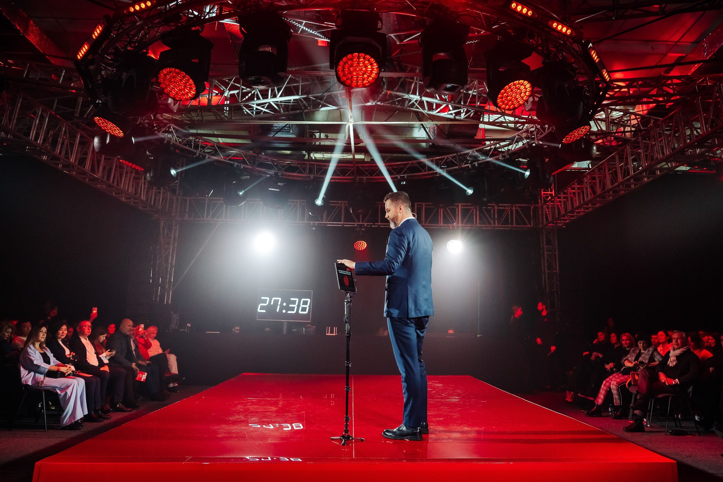 Альфа Конфа. Кадровик продакшн: Фото и видеосъемка форумов, конференций, масштабных событий в Иркутске