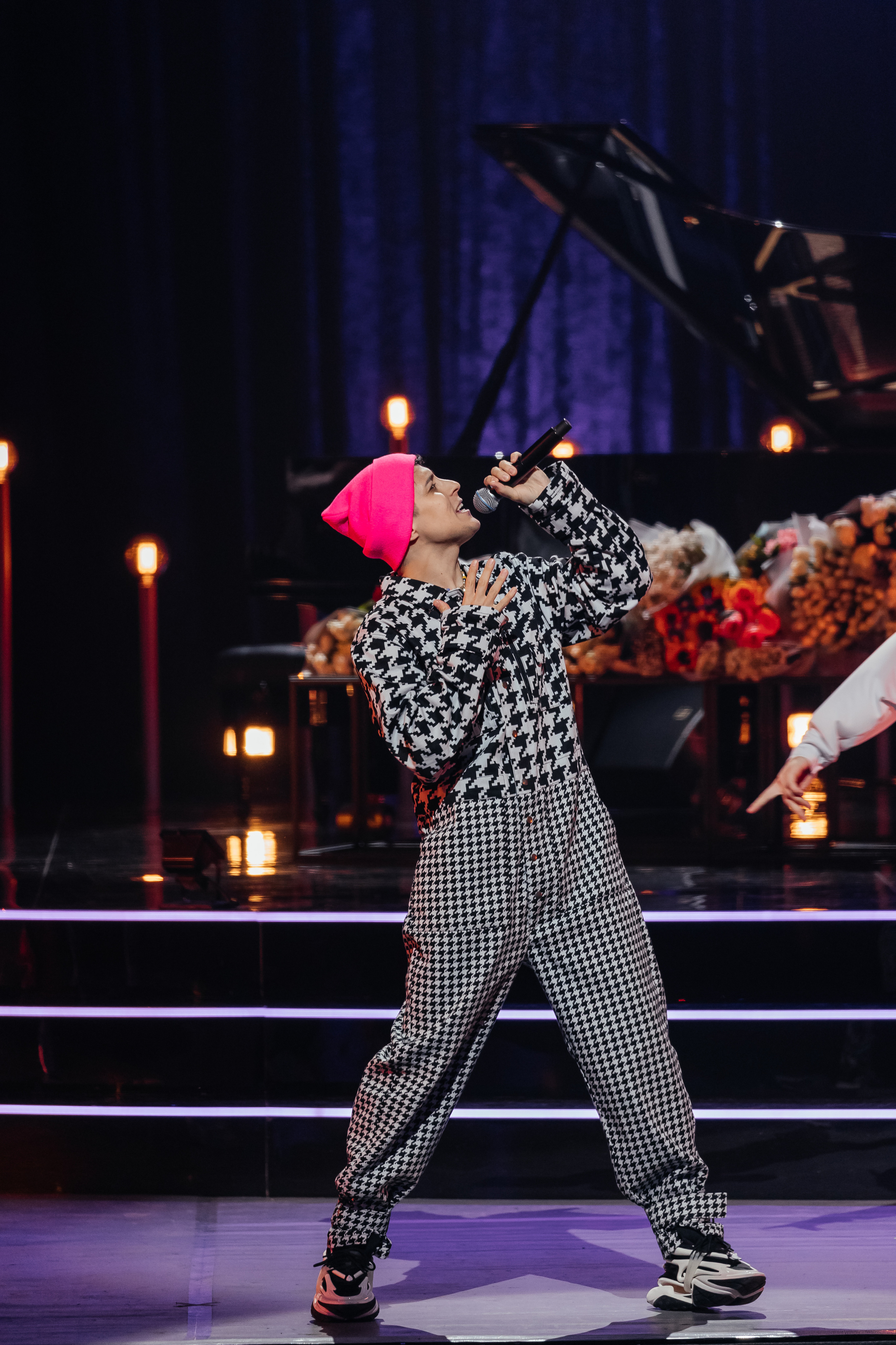 Песни Виктора Резника. Светский фотограф — Анисина Ирина