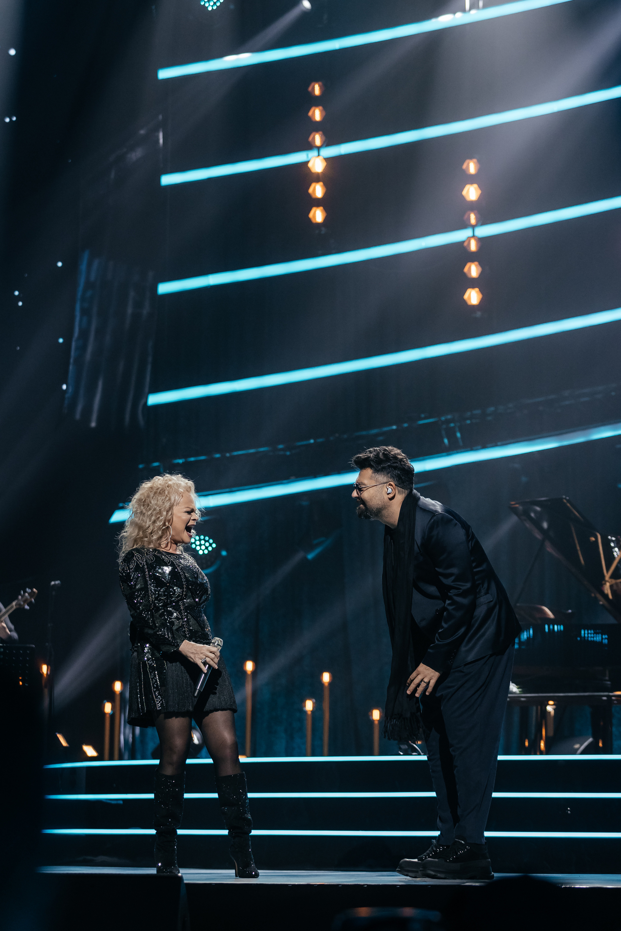 Песни Виктора Резника. Светский фотограф — Анисина Ирина