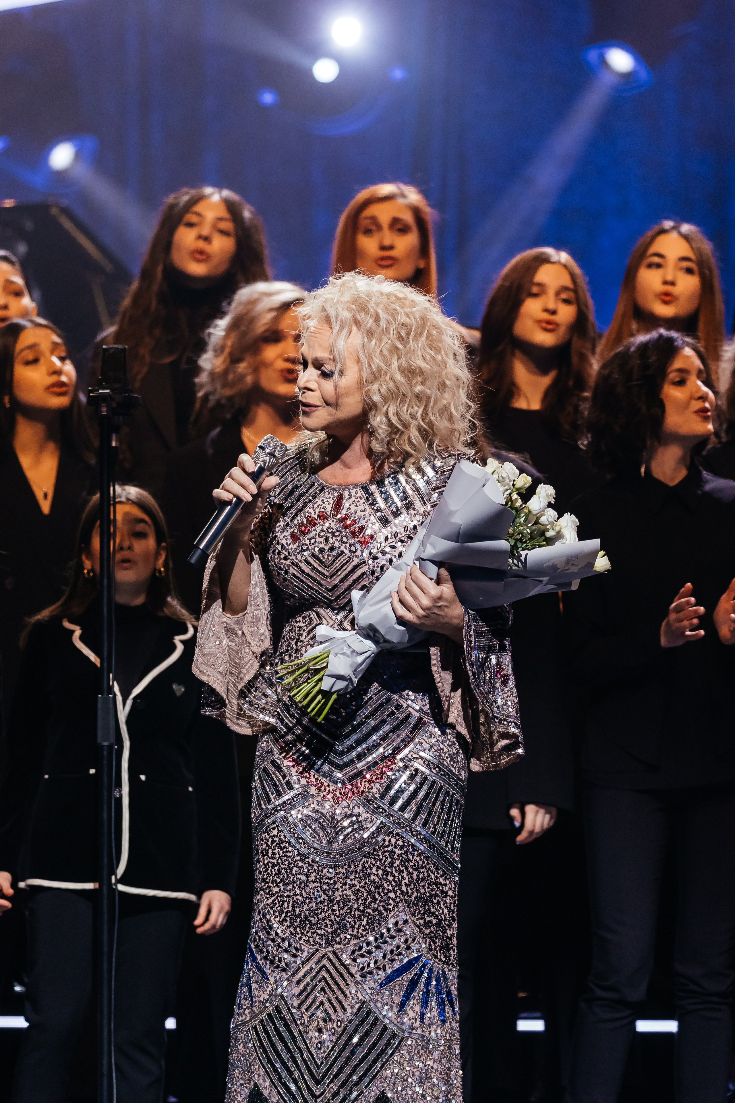 Песни Виктора Резника. Светский фотограф — Анисина Ирина