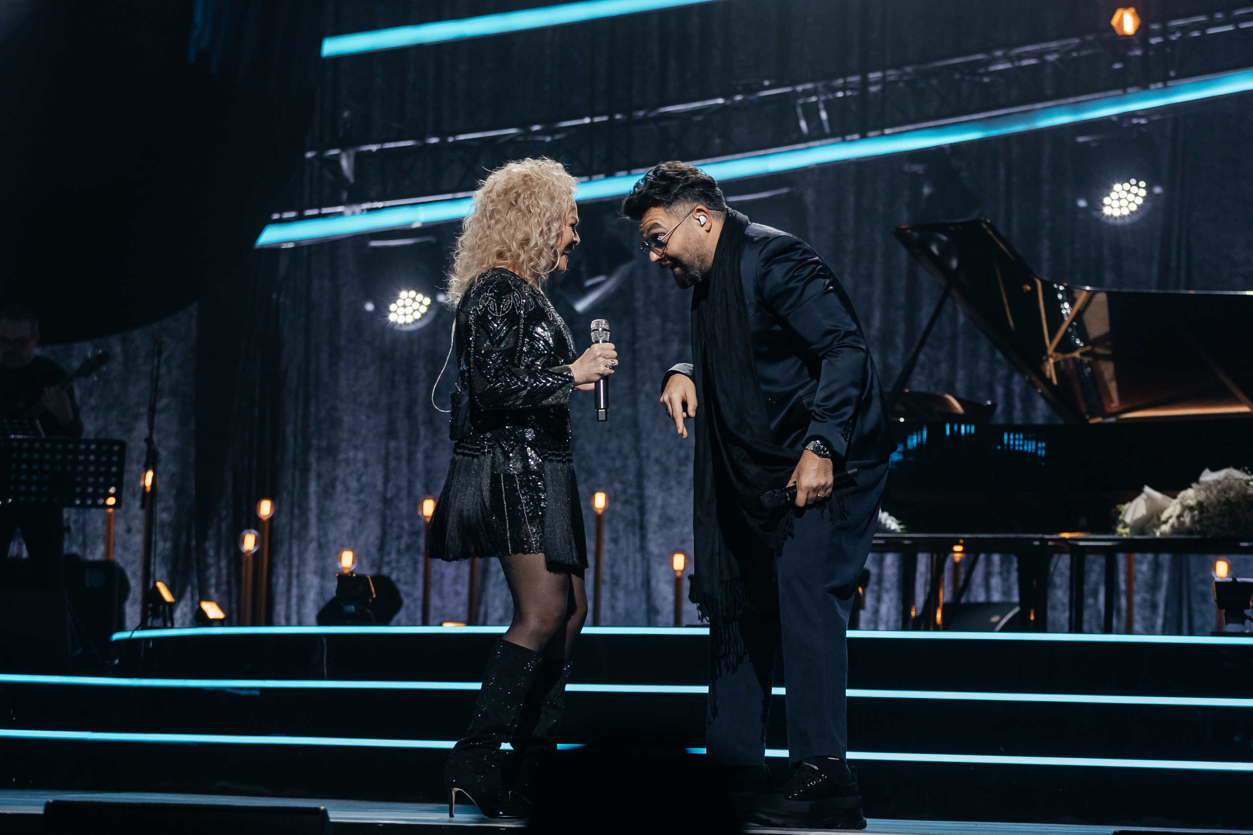 Песни Виктора Резника. Светский фотограф — Анисина Ирина