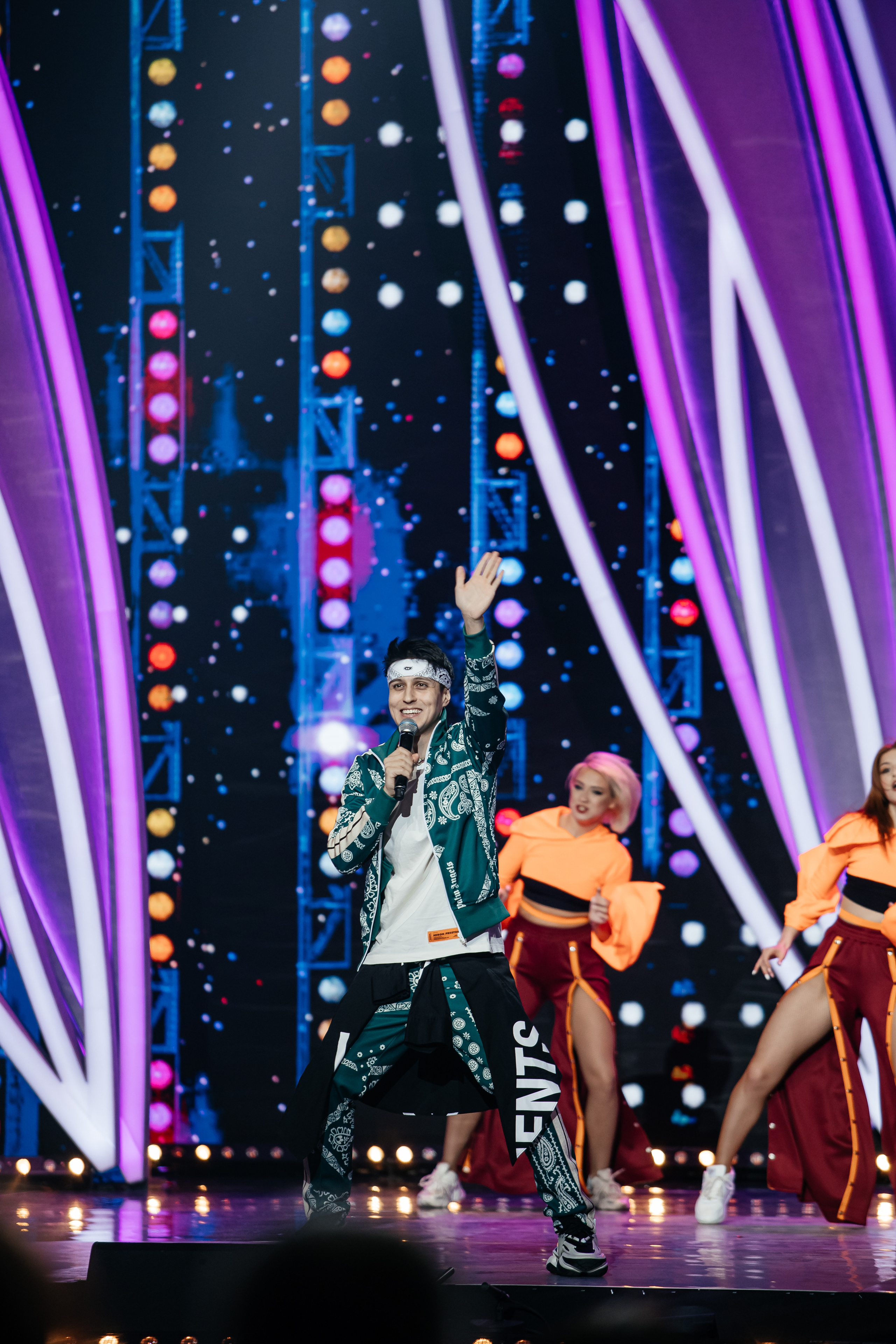 О чем поют 8 Марта. Светский фотограф — Анисина Ирина