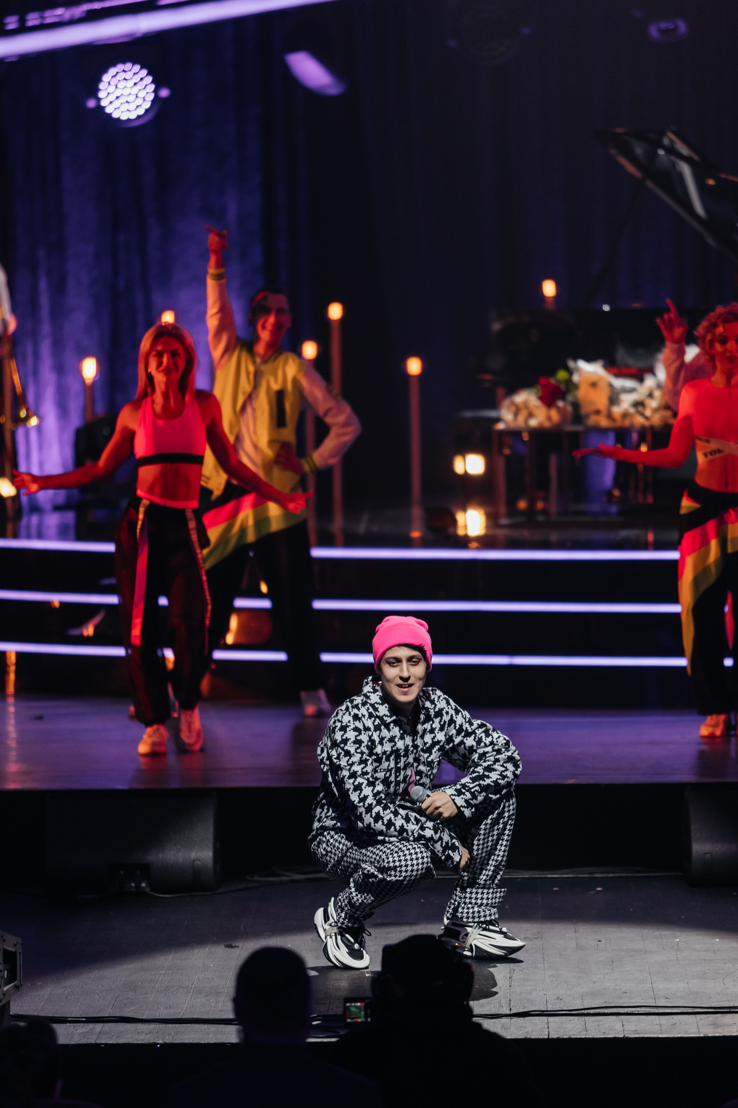 Песни Виктора Резника. Светский фотограф — Анисина Ирина