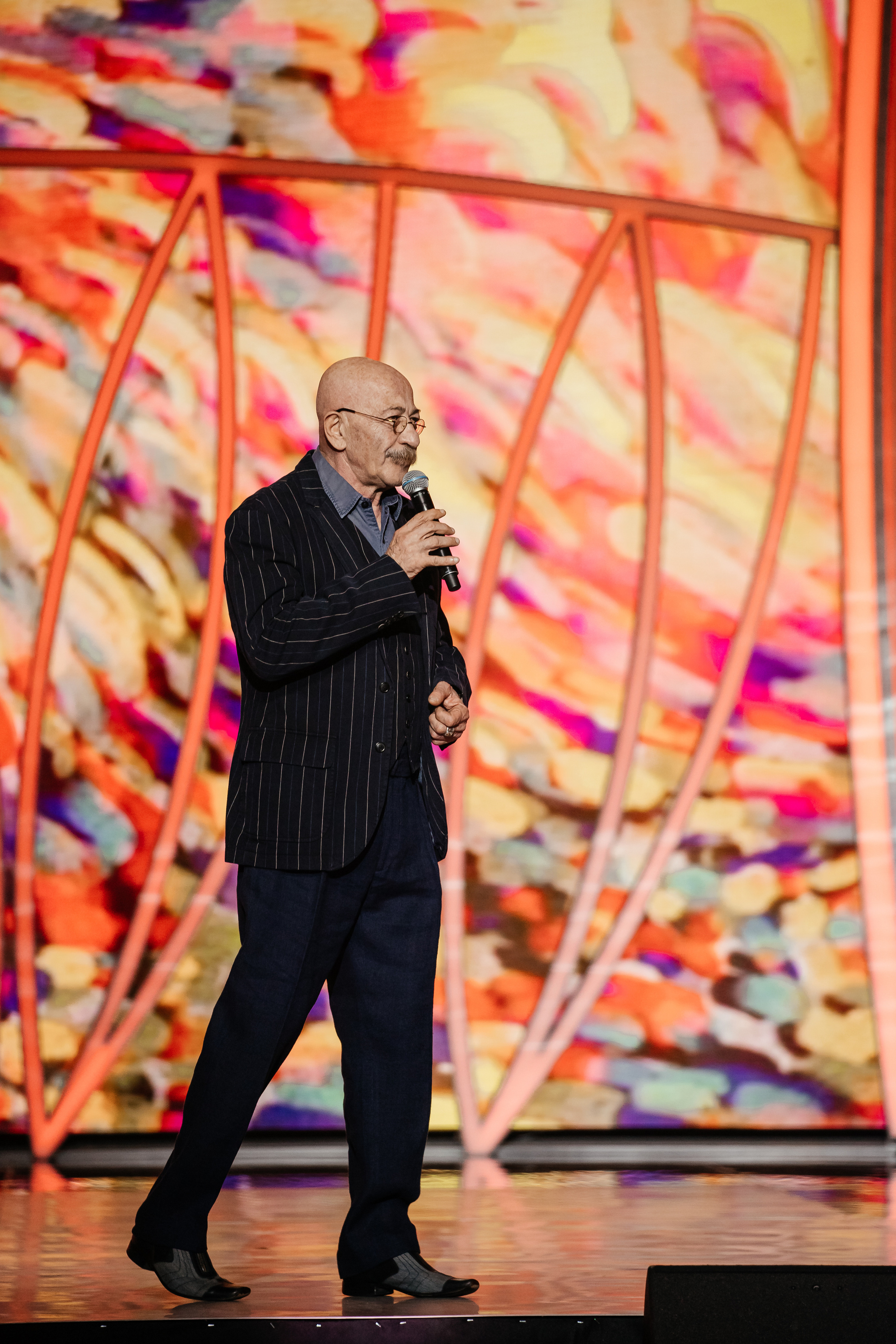 О чем поют 8 Марта. Светский фотограф — Анисина Ирина